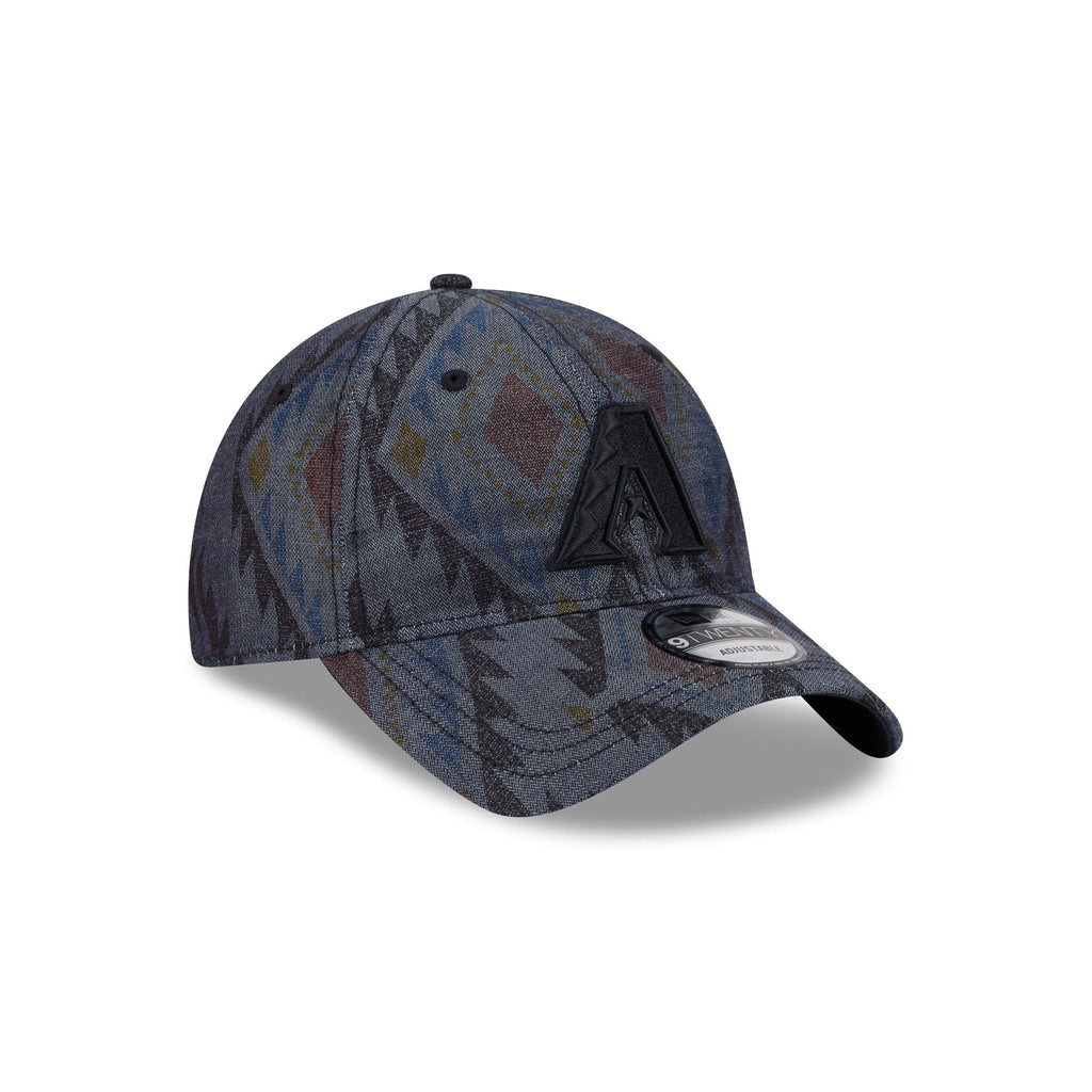 https://cdn.shopify.com/s/files/1/0601/2554/4675/files/60745148_9TWENTY_AZTECPATTERN9TWENTY26_ARIDIA_XNV_3QR.jpg?v=1746108049