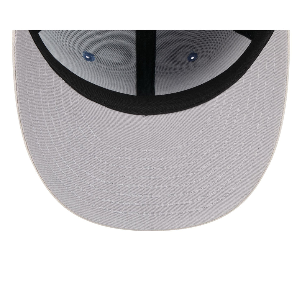 https://cdn.shopify.com/s/files/1/0601/2554/4675/files/60745257_59FIFTY_TTDENIMJACQRD5950_CHIWHI_IND_UV.jpg?v=1746108048