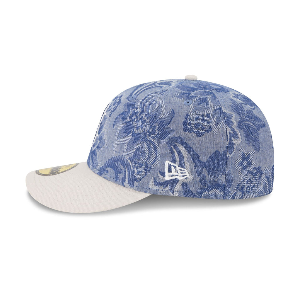 https://cdn.shopify.com/s/files/1/0601/2554/4675/files/60745260_59FIFTY_TTDENIMJACQRD5950_BOSRED_IND_LSIDE.jpg?v=1746108052