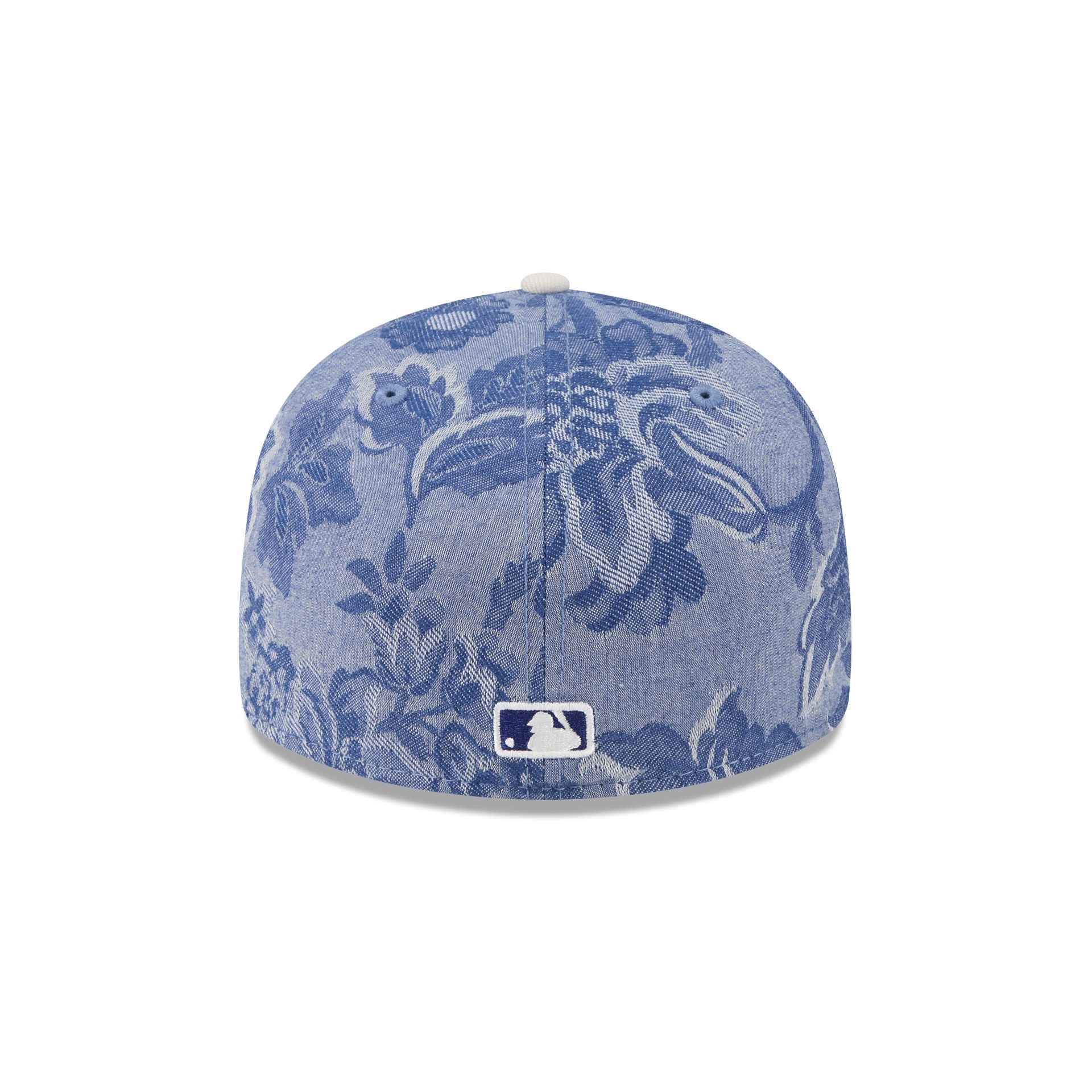 https://cdn.shopify.com/s/files/1/0601/2554/4675/files/60745260_59FIFTY_TTDENIMJACQRD5950_BOSRED_IND_R.jpg?v=1746108052