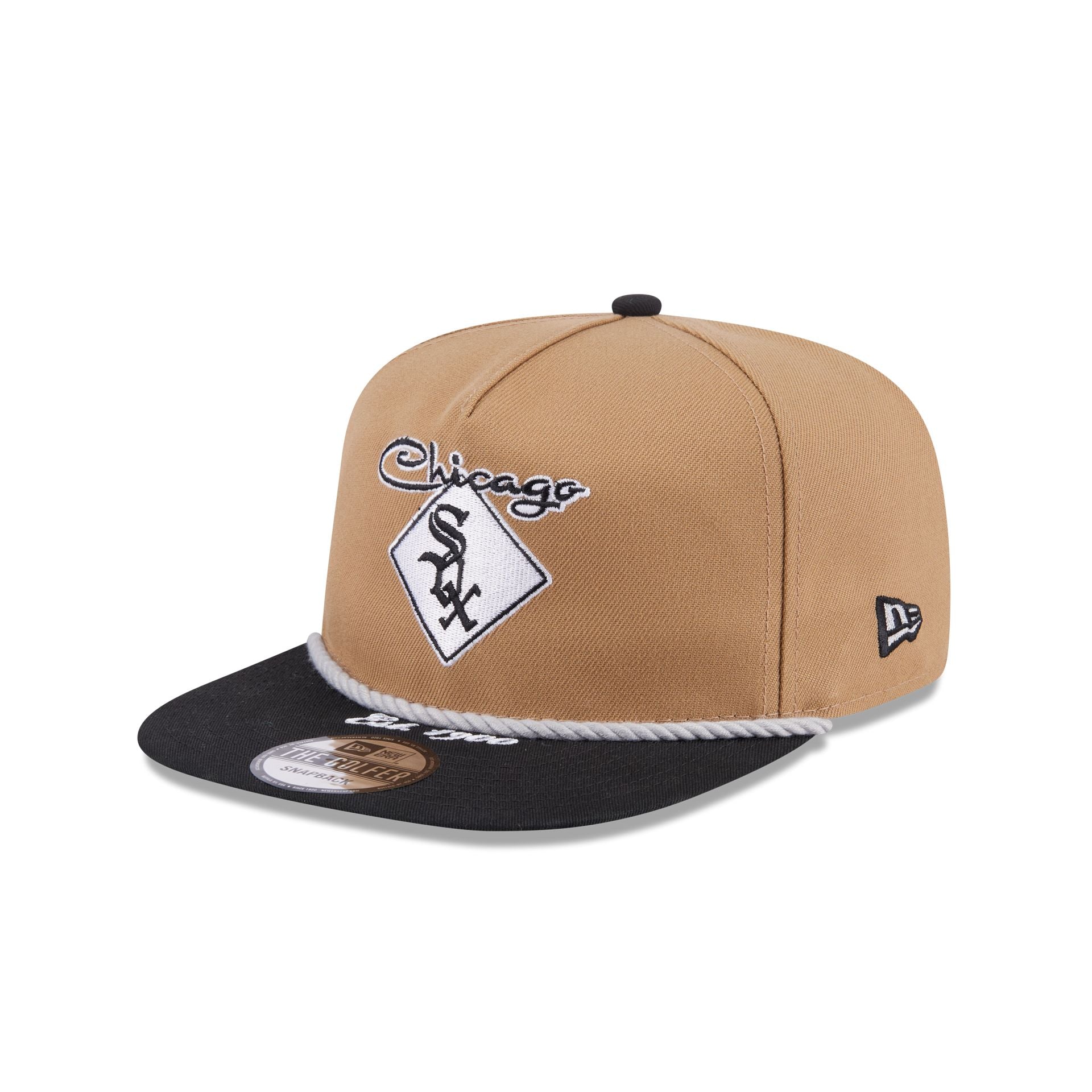 https://cdn.shopify.com/s/files/1/0601/2554/4675/files/60745781_GOLFER_LifestyleEnergy_CHIWHI_OTC_3QL.jpg?v=1743788645