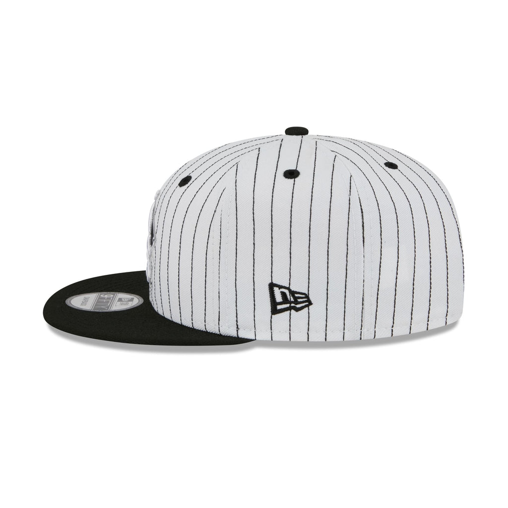 https://cdn.shopify.com/s/files/1/0601/2554/4675/files/60745873_9FIFTY_950DECEPTOR22947_CHIWHI_OTC_LSIDE.jpg?v=1753716534