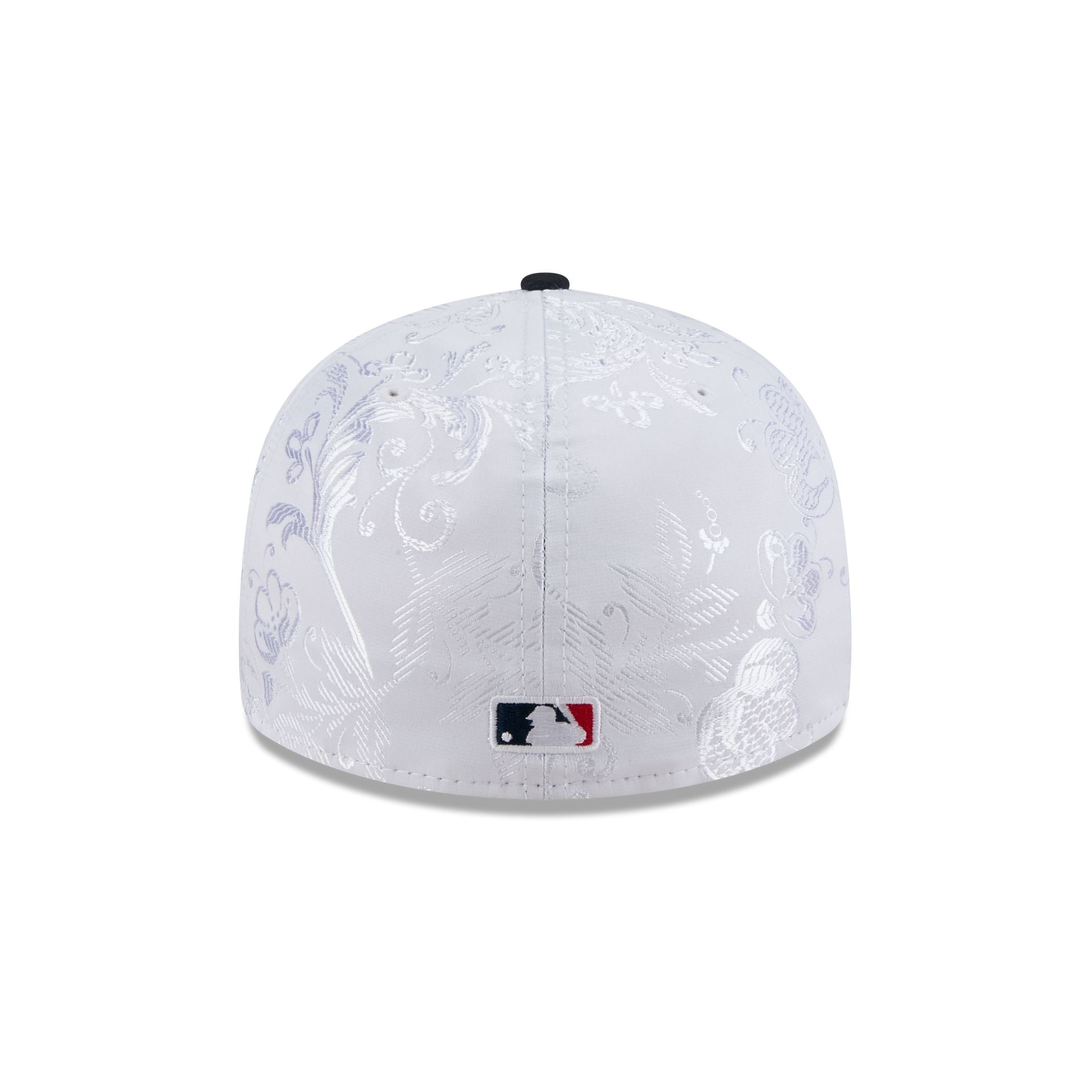 https://cdn.shopify.com/s/files/1/0601/2554/4675/files/60750745_LP59FIFTY_5950DAY5950LP2704_BOSRED_XWH_R.jpg?v=1745502723