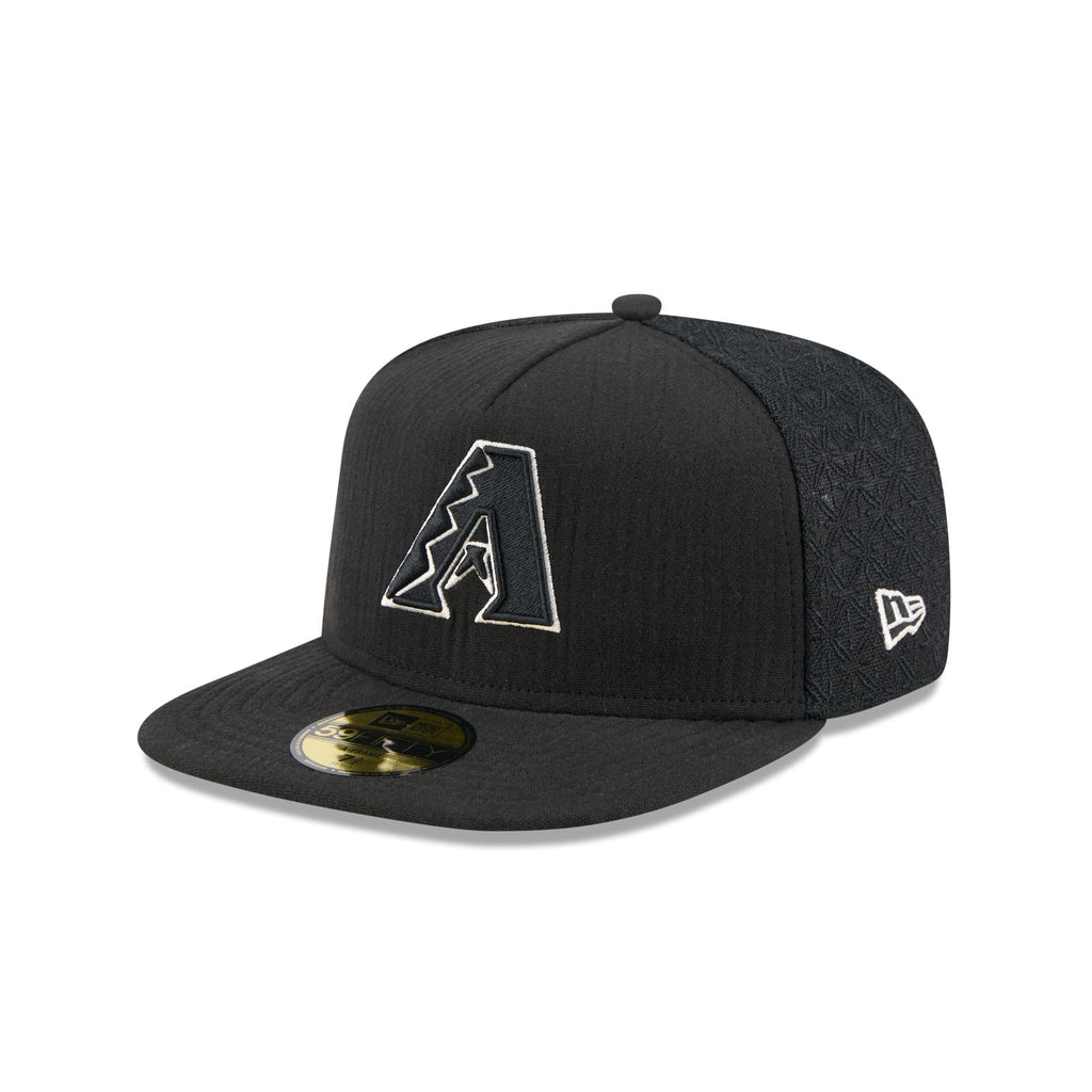 https://cdn.shopify.com/s/files/1/0601/2554/4675/files/60750770_59FIFTYAF_5950DAY5950AF2704_ARIDIA_BLK_3QL.jpg?v=1745502723
