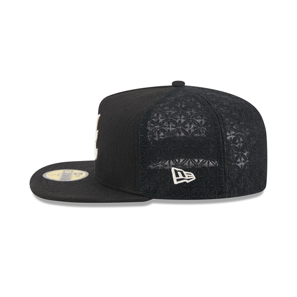https://cdn.shopify.com/s/files/1/0601/2554/4675/files/60750772_59FIFTYAF_5950DAY5950AF2704_ATLBRA_BLK_LSIDE.jpg?v=1745502728