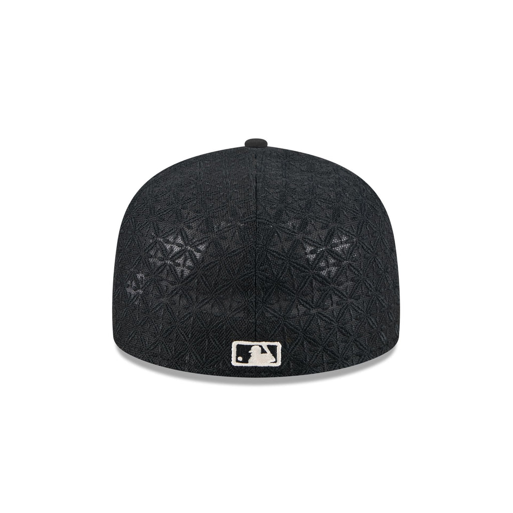 https://cdn.shopify.com/s/files/1/0601/2554/4675/files/60750772_59FIFTYAF_5950DAY5950AF2704_ATLBRA_BLK_R.jpg?v=1745502728