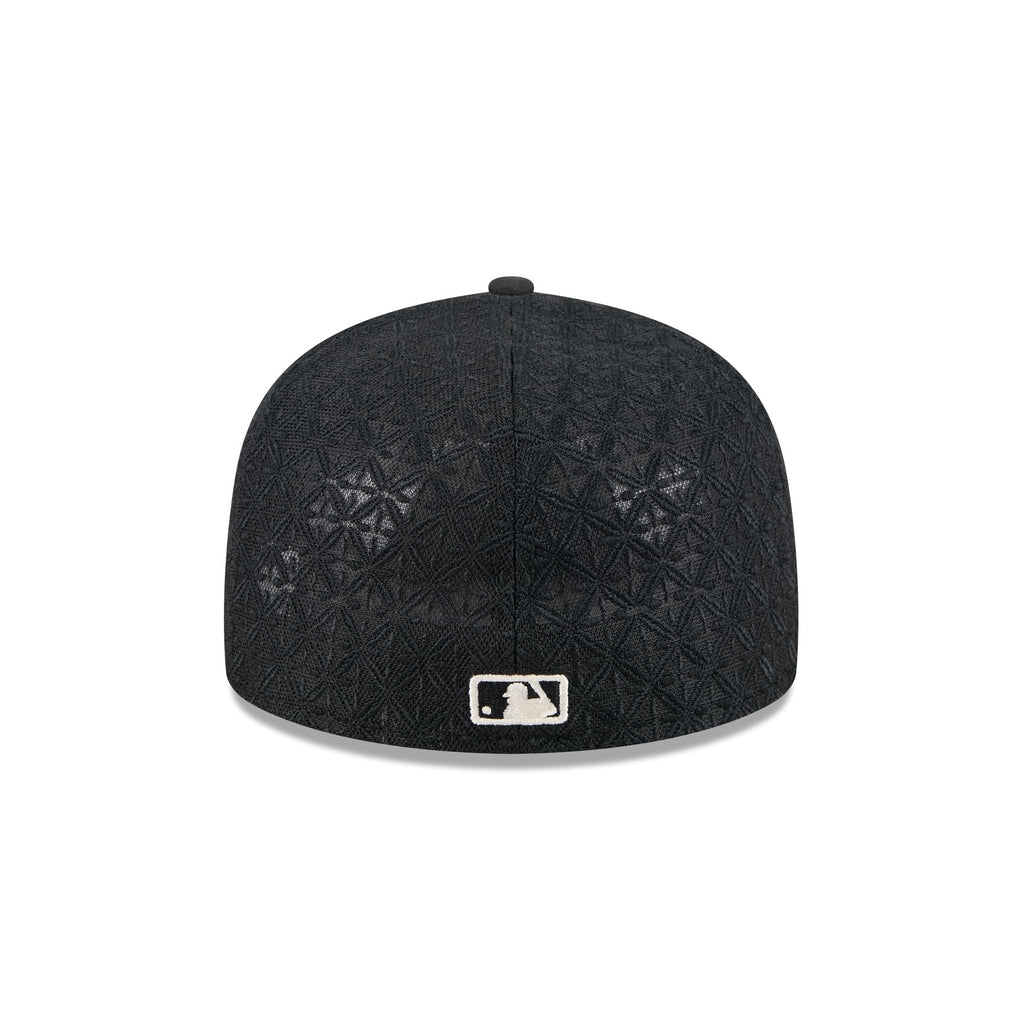 https://cdn.shopify.com/s/files/1/0601/2554/4675/files/60750777_R.jpg?v=1745502743