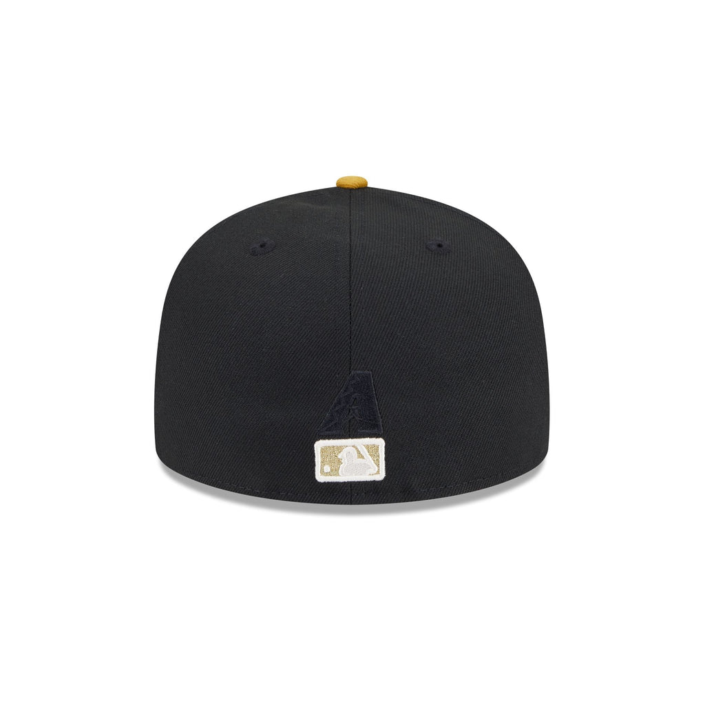 https://cdn.shopify.com/s/files/1/0601/2554/4675/files/60750811_59FIFTY_5950DAY595027055_ARIDIA_BLK_R.jpg?v=1745502724