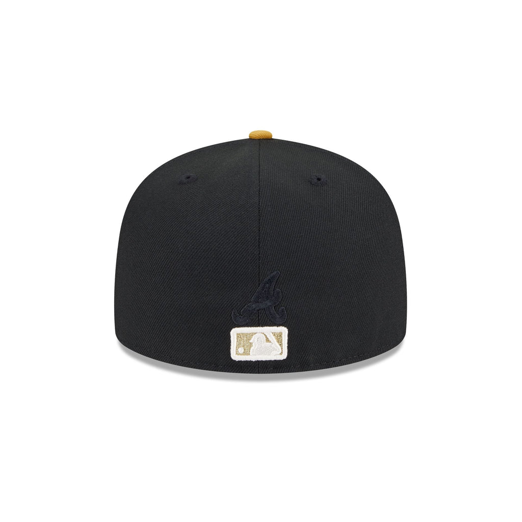 https://cdn.shopify.com/s/files/1/0601/2554/4675/files/60750814_59FIFTY_5950DAY595027055_ATLBRA_BLK_R.jpg?v=1745502724
