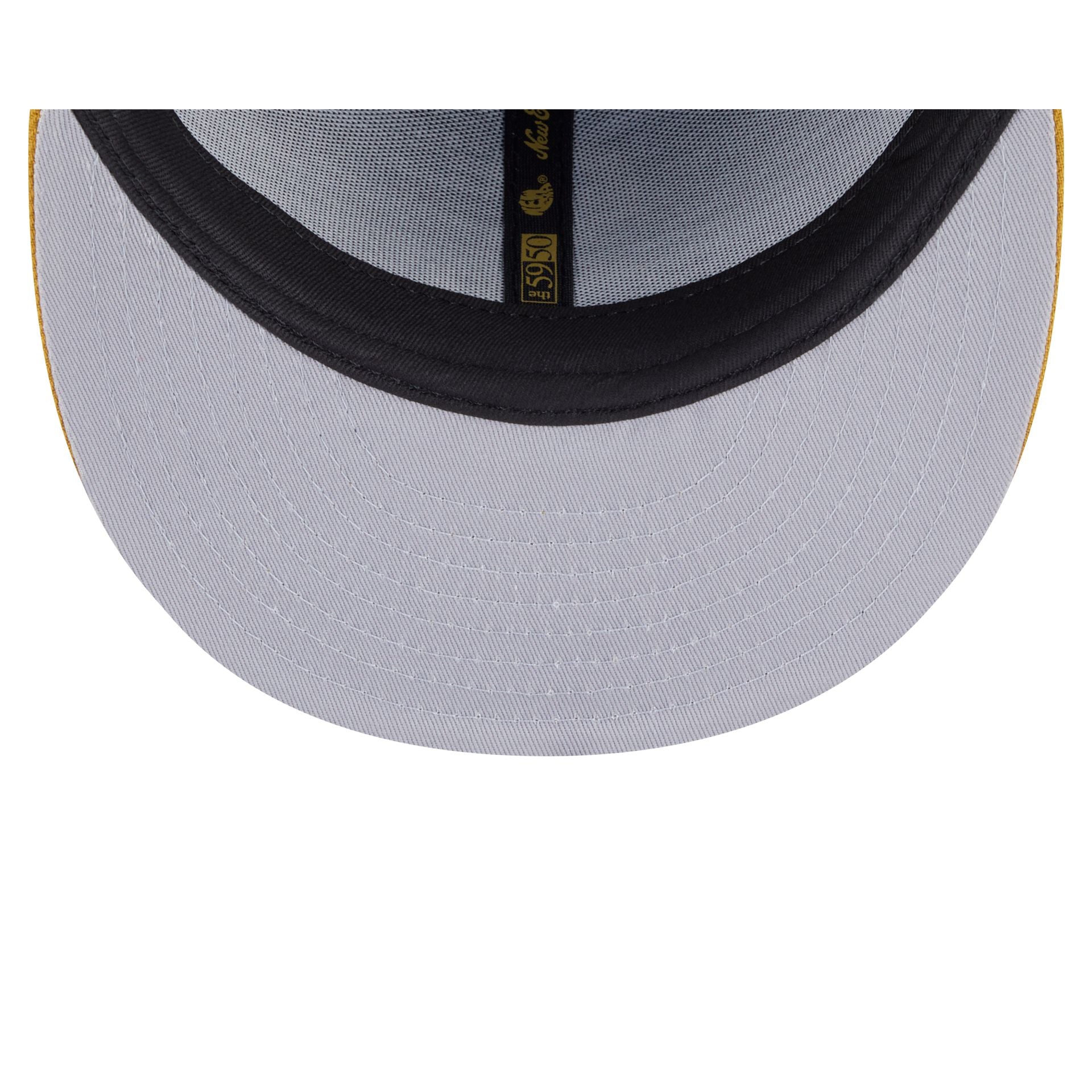 https://cdn.shopify.com/s/files/1/0601/2554/4675/files/60750815_59FIFTY_5950DAY595027055_CHIWHI_BLK_UV.jpg?v=1745502727