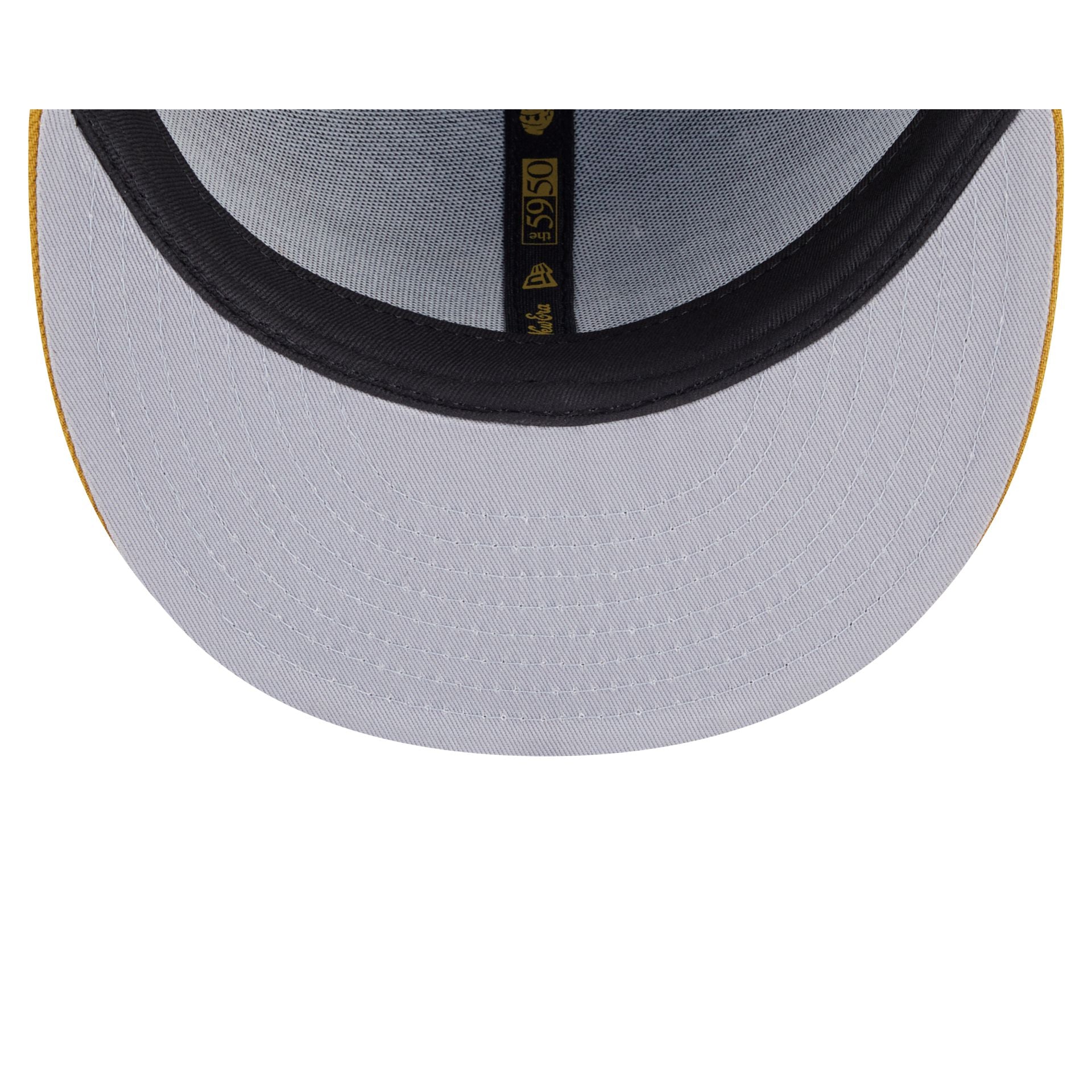 https://cdn.shopify.com/s/files/1/0601/2554/4675/files/60750817_59FIFTY_5950DAY595027055_BOSRED_BLK_UV.jpg?v=1745502726