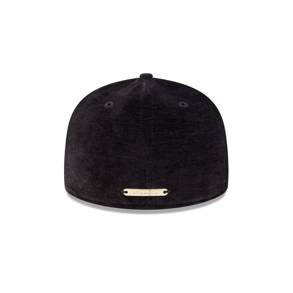 https://cdn.shopify.com/s/files/1/0601/2554/4675/files/60750860_59FIFTY_5950DAY595027040_ATLBRA_BLK_R.jpg?v=1745502719