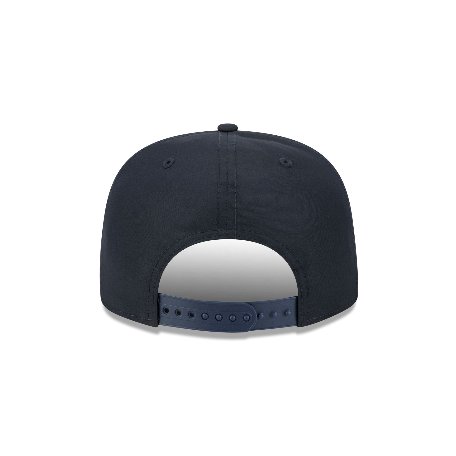 https://cdn.shopify.com/s/files/1/0601/2554/4675/files/60755730_GOLFER_BLC19TWENTY27738_ATLBRA_OTC_R.jpg?v=1747166223