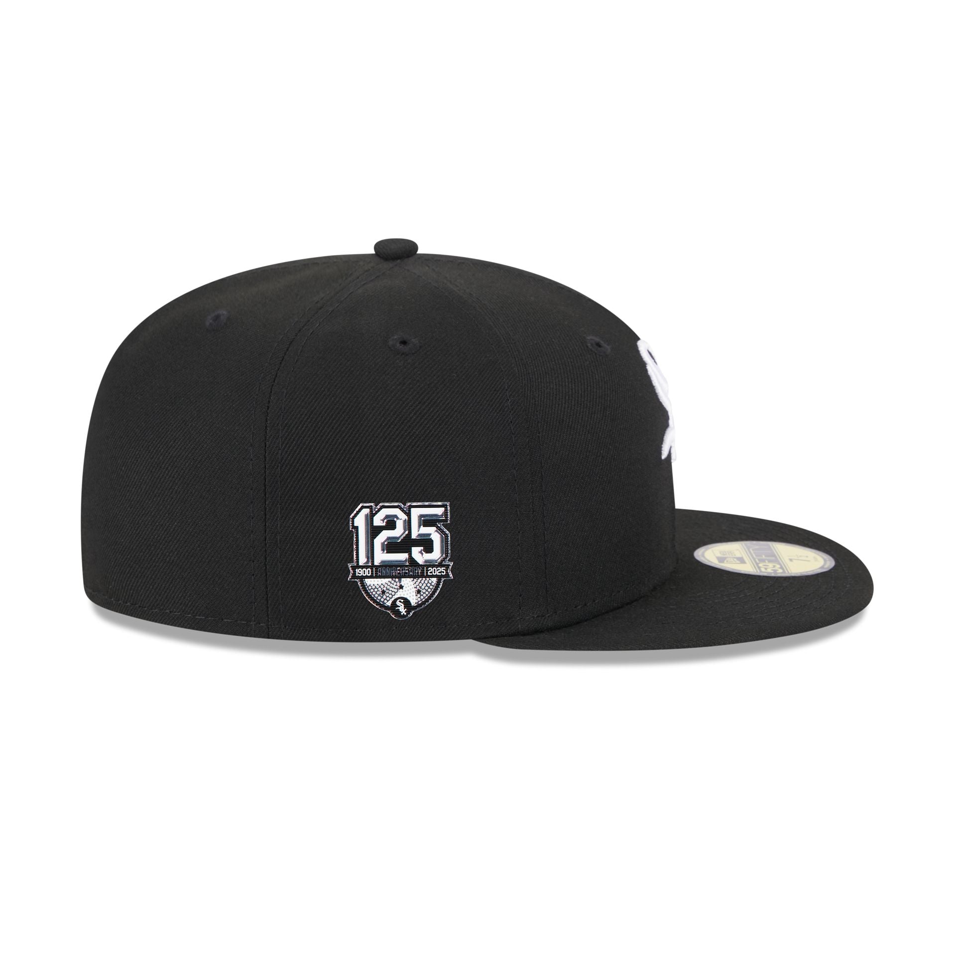 https://cdn.shopify.com/s/files/1/0601/2554/4675/files/60757599_59FIFTY_MLB25ACCHIWHI125ANNGM_CHIWHI_BLK_RSIDE.jpg?v=1744202330