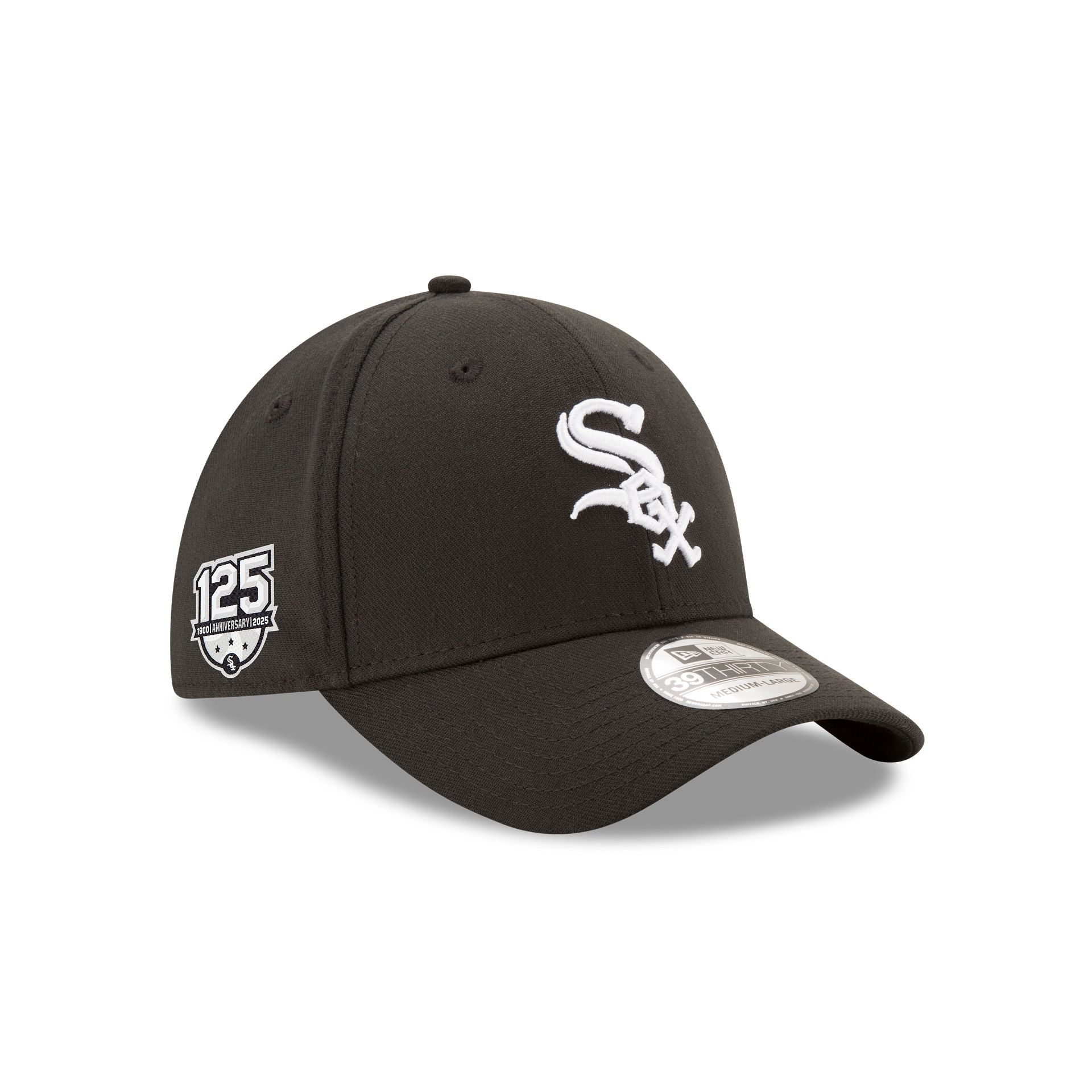 https://cdn.shopify.com/s/files/1/0601/2554/4675/files/60757604_39THIRTY_MLB253930CHIWHI125ANNGM_CHIWHI_BLK_3QR.jpg?v=1744202328
