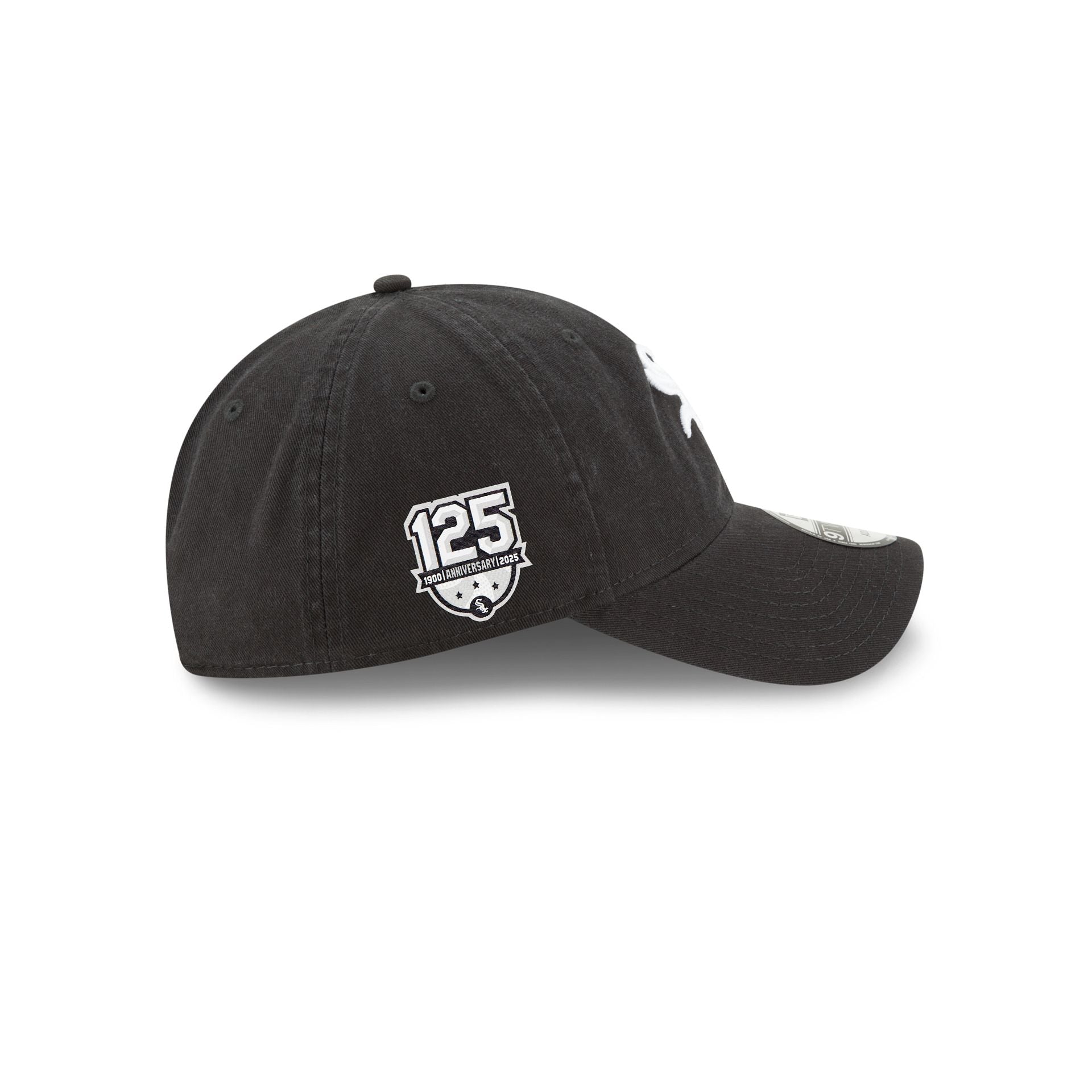 https://cdn.shopify.com/s/files/1/0601/2554/4675/files/60757610_K9FORTYMC_MLB25920REPCHIWHI125ANNALT25_CHIWHI_BLK_RSIDE.jpg?v=1744202328