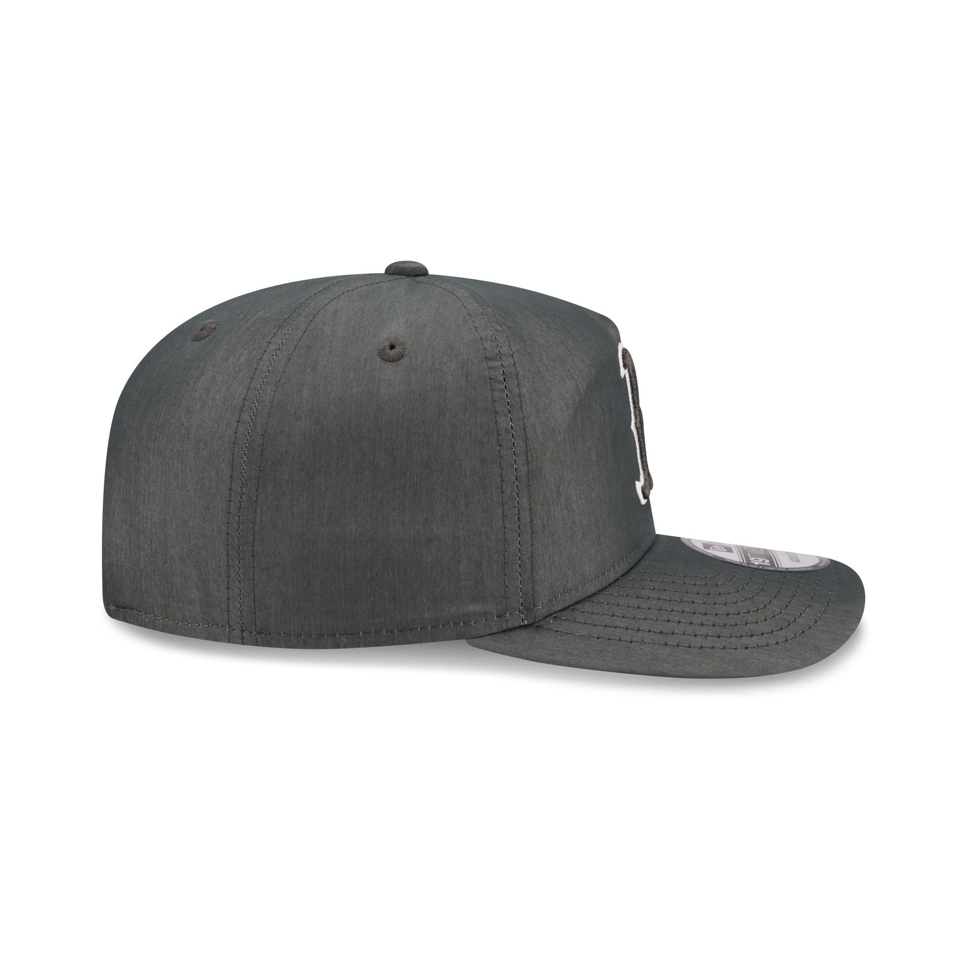 https://cdn.shopify.com/s/files/1/0601/2554/4675/files/60758113_19TWENTY_NYLON28020_BOSRED_XGH_RSIDE.jpg?v=1760987491
