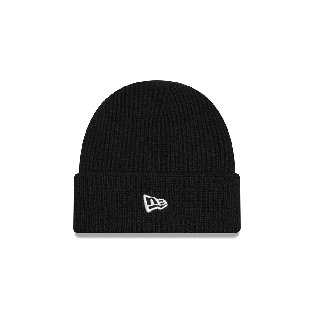 https://cdn.shopify.com/s/files/1/0601/2554/4675/files/60758360_KNITBEANIE_SKULLKNIT26999_CHIWHI_OTC_LSIDE.jpg?v=1760987478