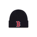 https://cdn.shopify.com/s/files/1/0601/2554/4675/files/60758362_KNITBEANIE_SKULLKNIT26999_BOSRED_OTC_F.jpg?v=1760987476