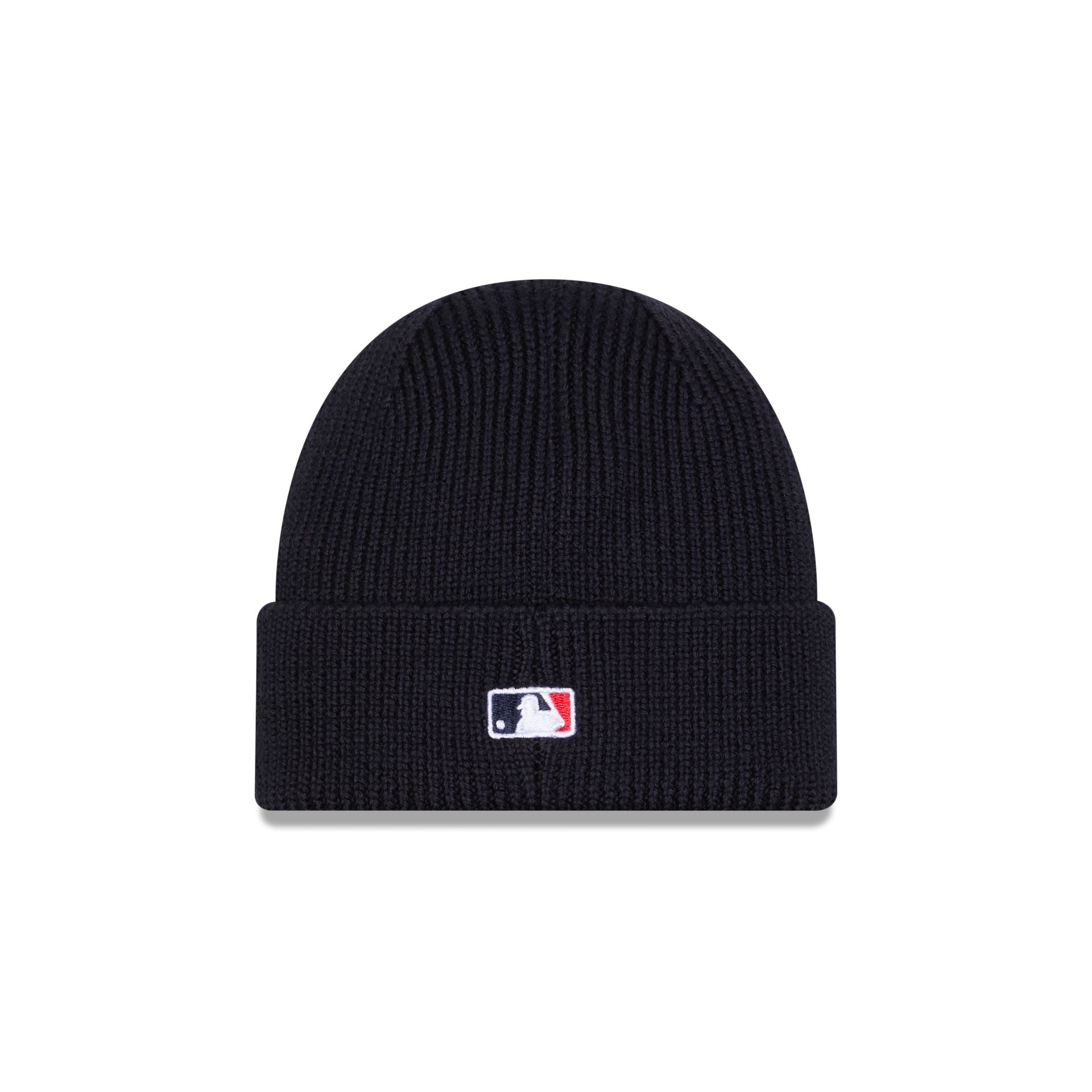 https://cdn.shopify.com/s/files/1/0601/2554/4675/files/60758362_KNITBEANIE_SKULLKNIT26999_BOSRED_OTC_R.jpg?v=1760987476