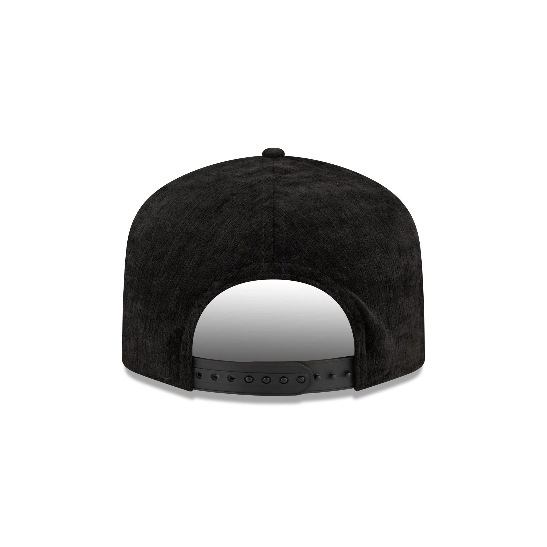 https://cdn.shopify.com/s/files/1/0601/2554/4675/files/60758413_19TWENTY_TEAMSCRIPT28021_CHIWHI_OTC_R.jpg?v=1760987019