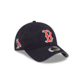 https://cdn.shopify.com/s/files/1/0601/2554/4675/files/60758488_9TWENTY_MLB25XOVO_BOSRED_NAVY_3QR.jpg?v=1753126194