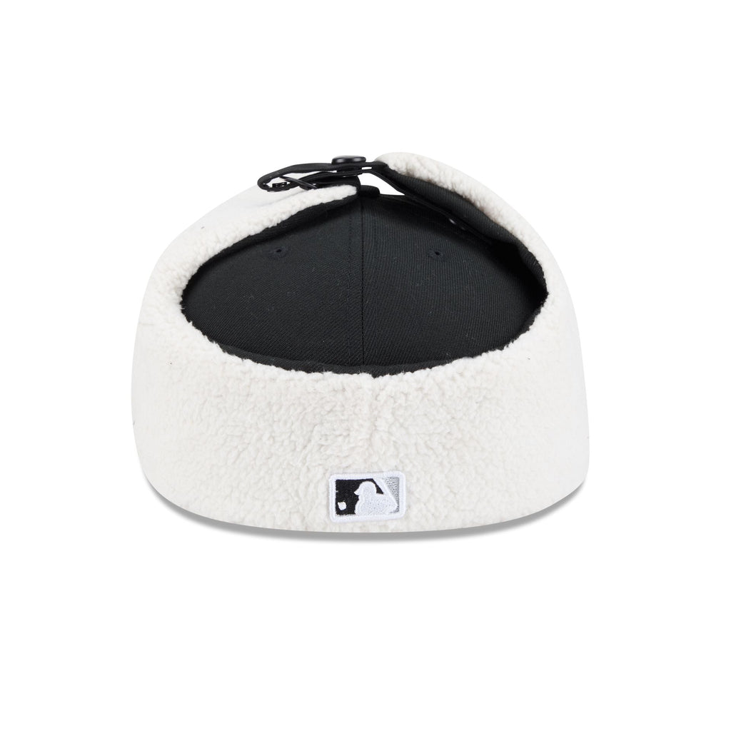 https://cdn.shopify.com/s/files/1/0601/2554/4675/files/60758565_59FIFTYDOGEAR_DOGEARCLASSIC29314_CHIWHI_WHI_R.jpg?v=1760987491