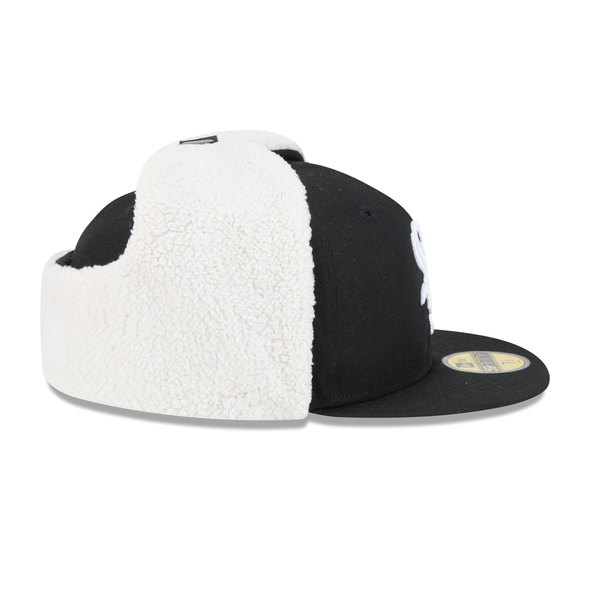 https://cdn.shopify.com/s/files/1/0601/2554/4675/files/60758565_59FIFTYDOGEAR_DOGEARCLASSIC29314_CHIWHI_WHI_RSIDE.jpg?v=1760987491