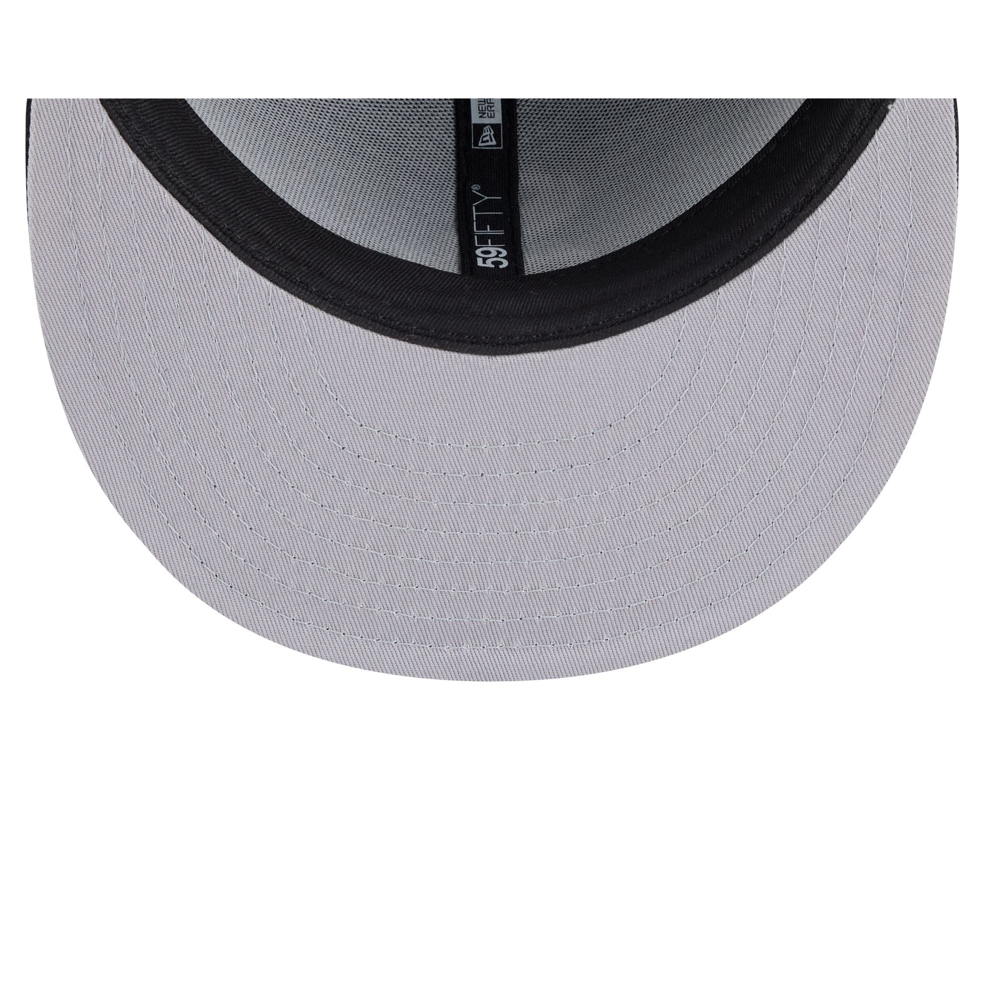 https://cdn.shopify.com/s/files/1/0601/2554/4675/files/60758565_59FIFTYDOGEAR_DOGEARCLASSIC29314_CHIWHI_WHI_UV.jpg?v=1760987491