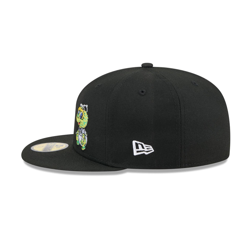 https://cdn.shopify.com/s/files/1/0601/2554/4675/files/60759151_59FIFTY_LifestyleEnergy_CHIWHI_WHI_LSIDE.jpg?v=1749146058