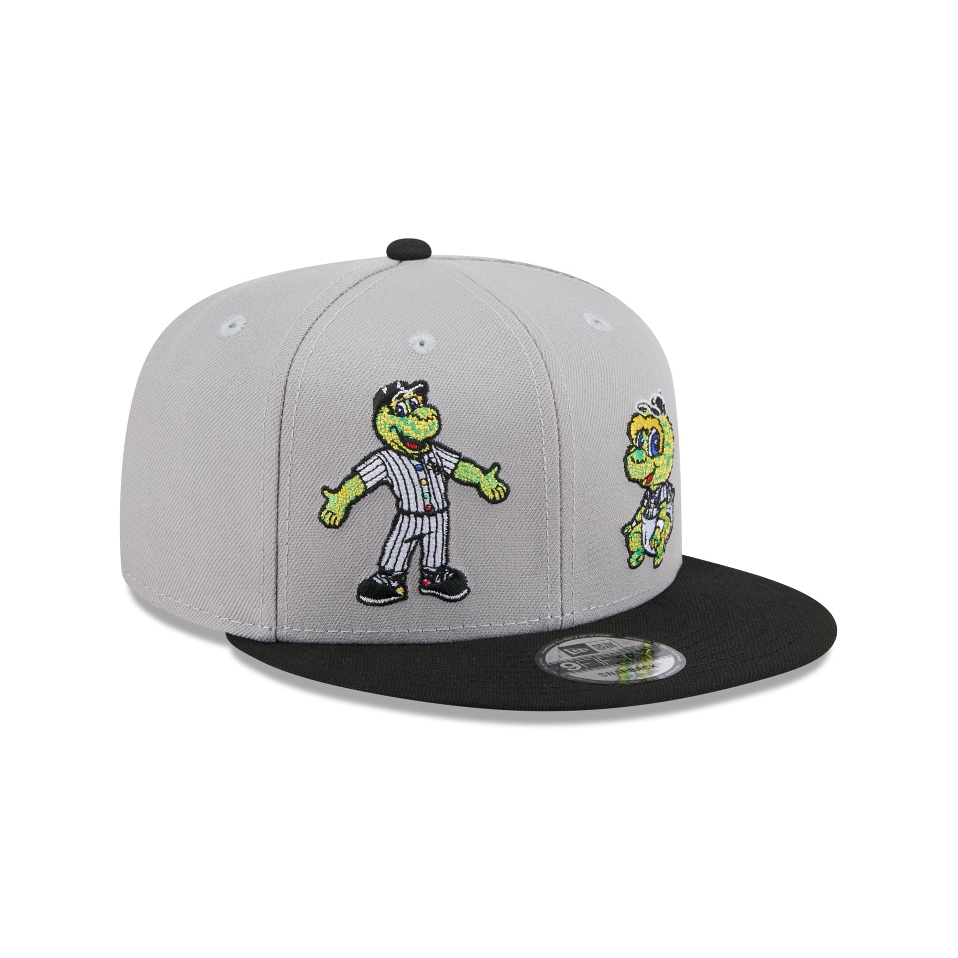 https://cdn.shopify.com/s/files/1/0601/2554/4675/files/60759180_9FIFTY_LifestyleEnergy_CHIWHI_WHI_3QR.jpg?v=1749146055