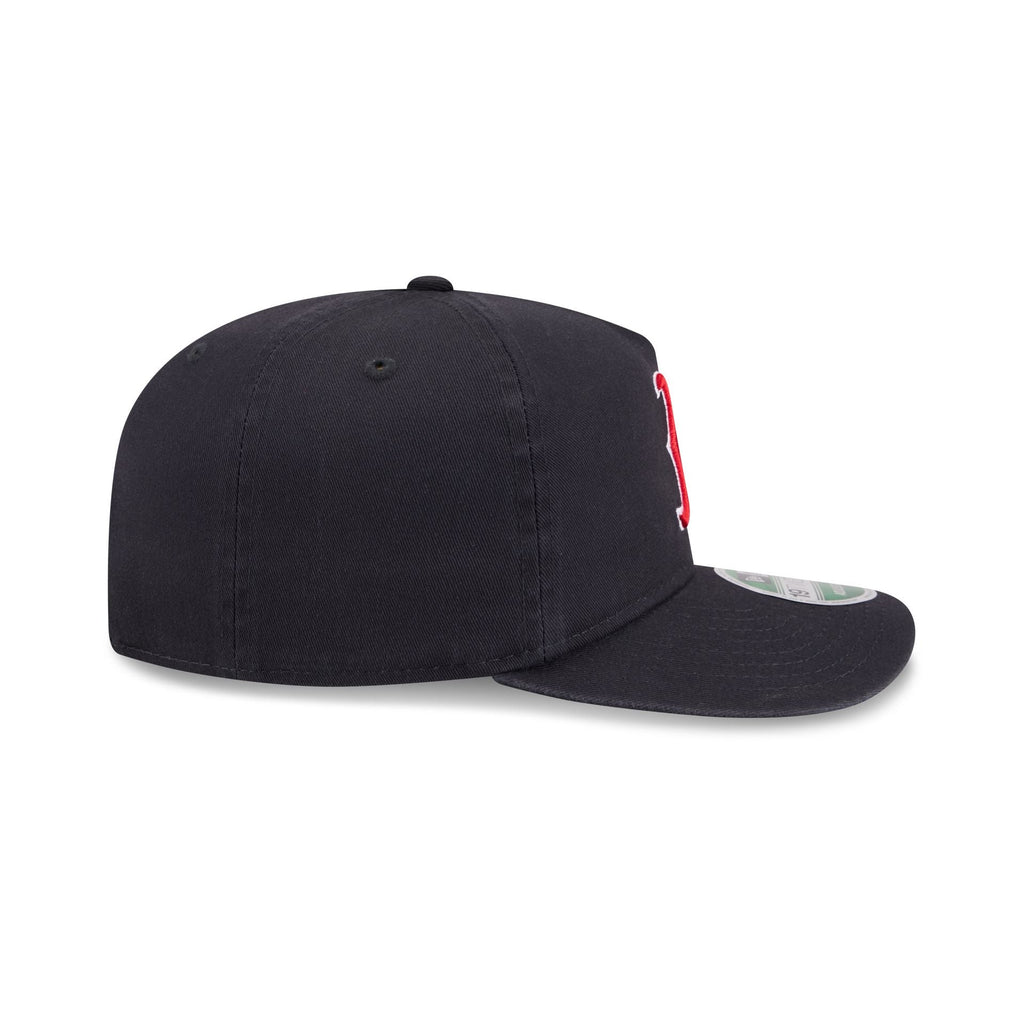 https://cdn.shopify.com/s/files/1/0601/2554/4675/files/60762384_19TWENTY_QS19TWENTY29047_BOSRED_OTC_RSIDE.jpg?v=1757946185