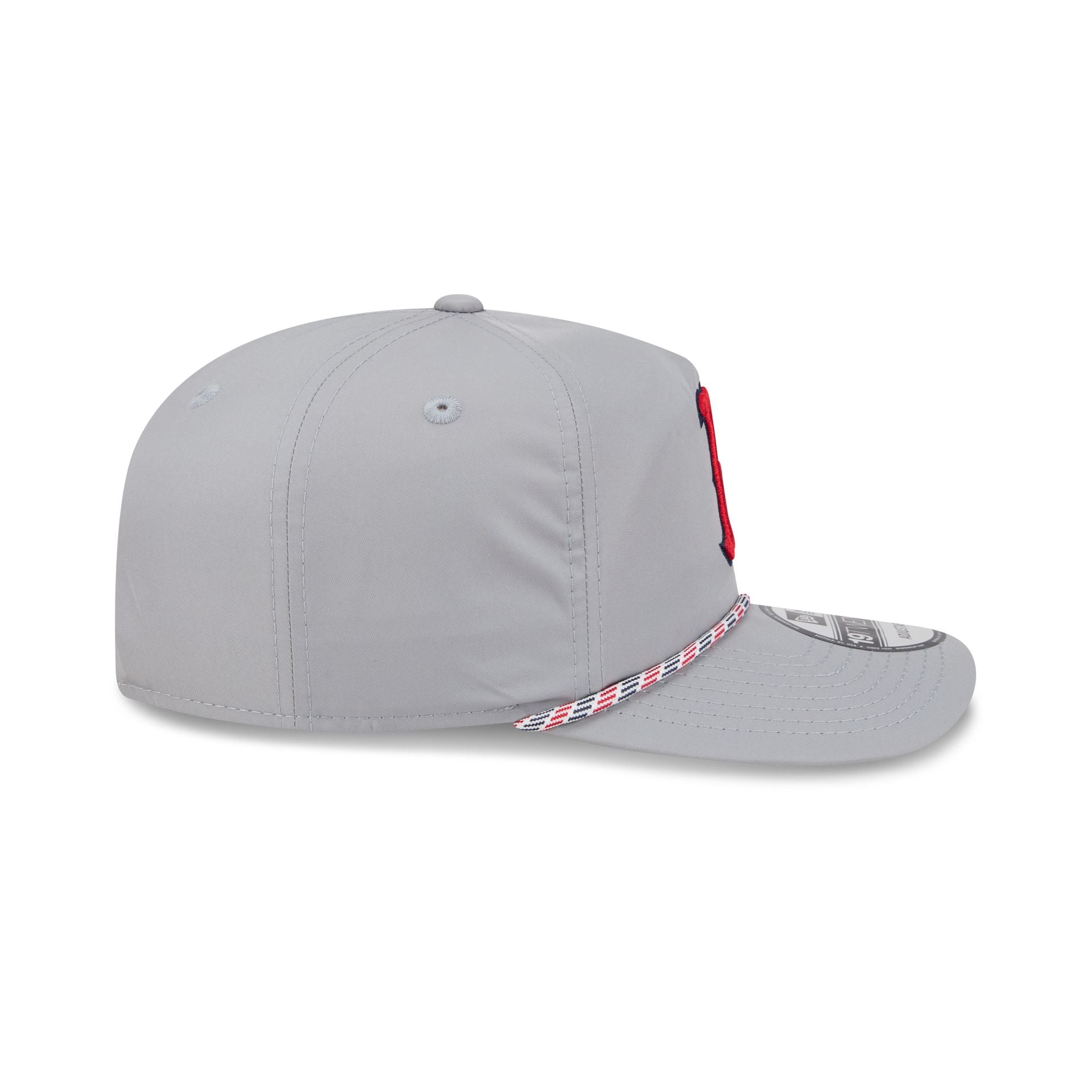 https://cdn.shopify.com/s/files/1/0601/2554/4675/files/60762936_19TWENTY_QS19TWENTY29054_BOSRED_GRA_RSIDE.jpg?v=1757946180