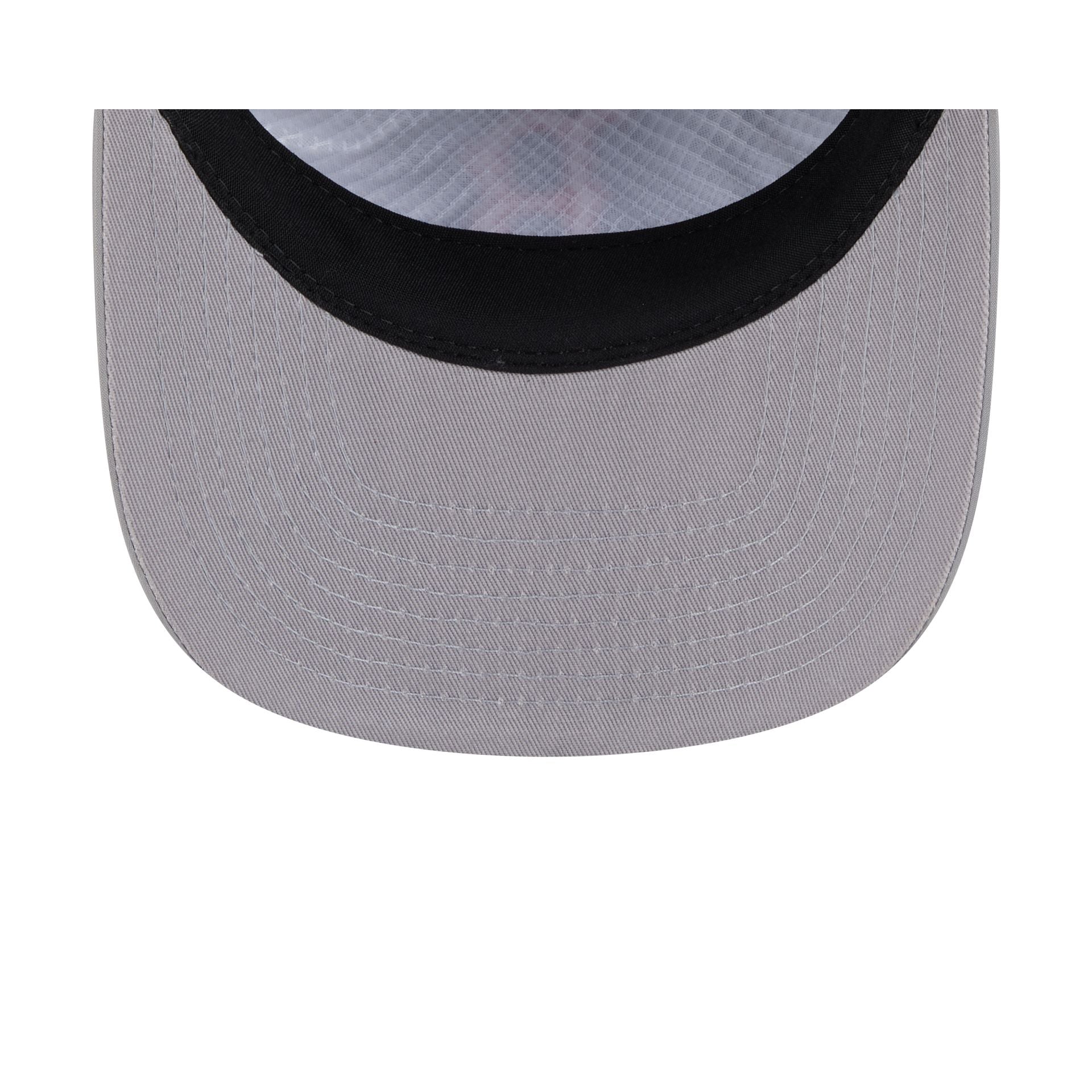 https://cdn.shopify.com/s/files/1/0601/2554/4675/files/60762936_19TWENTY_QS19TWENTY29054_BOSRED_GRA_UV.jpg?v=1757946180