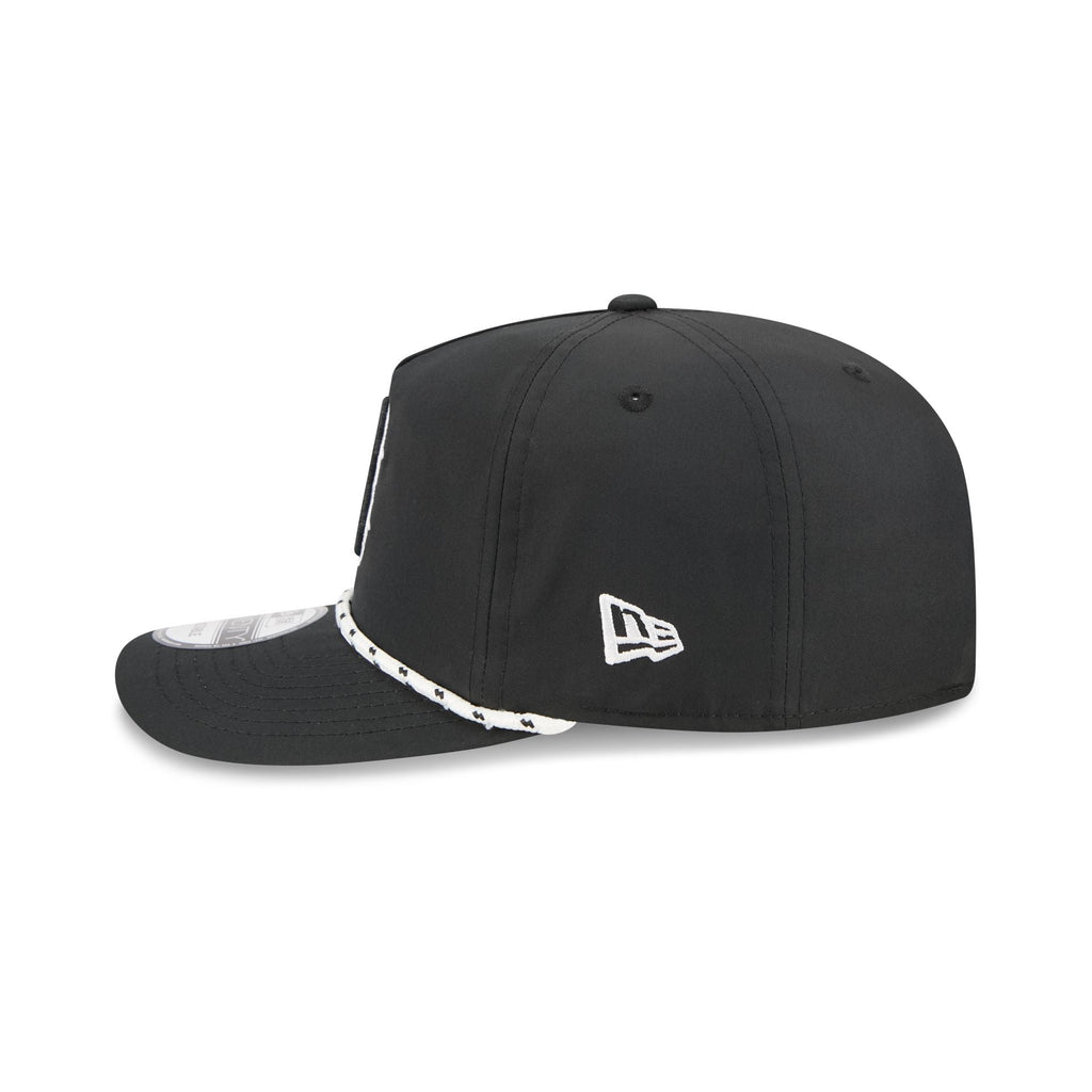 https://cdn.shopify.com/s/files/1/0601/2554/4675/files/60763207_19TWENTY_QS19TWENTY29061_BOSRED_BLK_LSIDE.jpg?v=1757946182