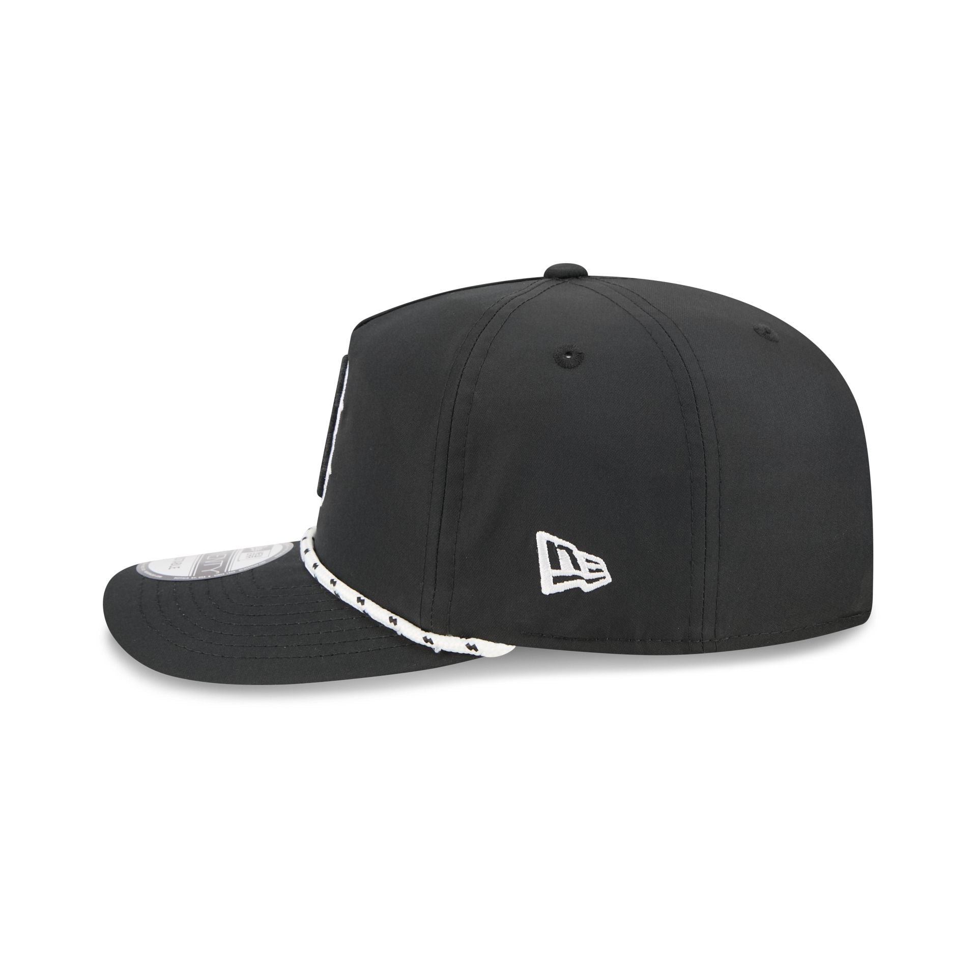 https://cdn.shopify.com/s/files/1/0601/2554/4675/files/60763207_19TWENTY_QS19TWENTY29061_BOSRED_BLK_LSIDE.jpg?v=1757946182