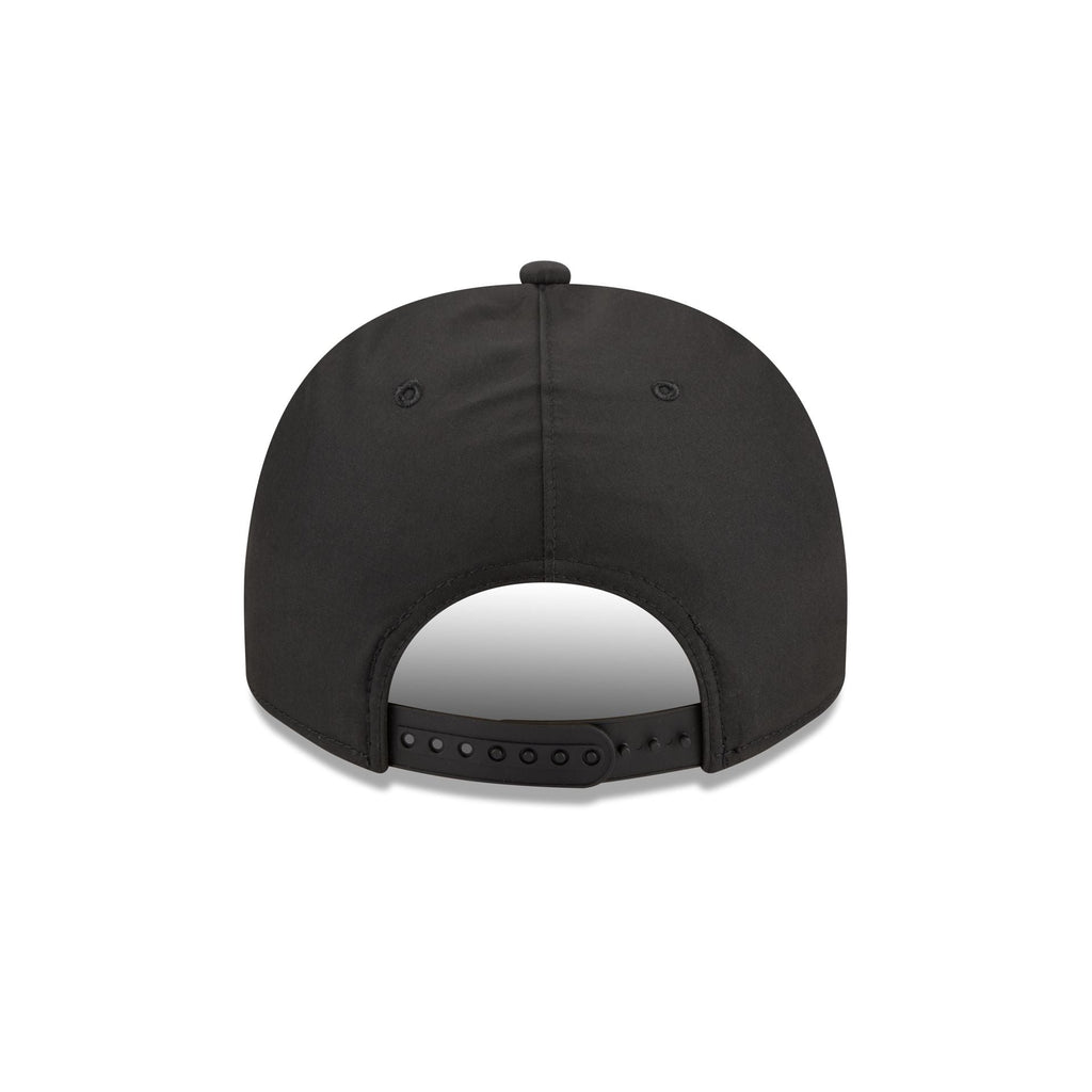 https://cdn.shopify.com/s/files/1/0601/2554/4675/files/60763681_9FIFTYAF_GORETEX950AFPC291_CHIWHI_BLK_R.jpg?v=1765291719