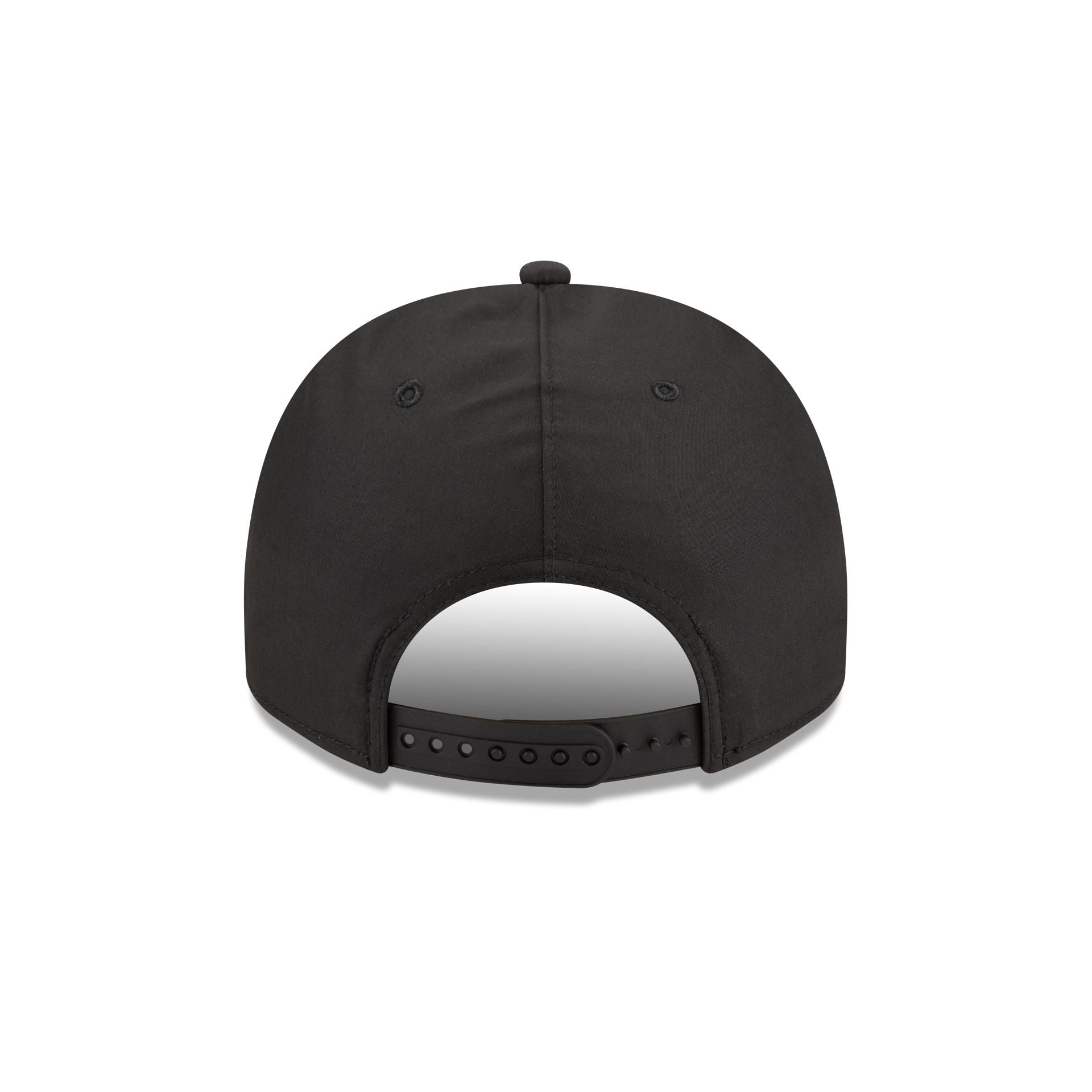 https://cdn.shopify.com/s/files/1/0601/2554/4675/files/60763681_9FIFTYAF_GORETEX950AFPC291_CHIWHI_BLK_R.jpg?v=1765291719