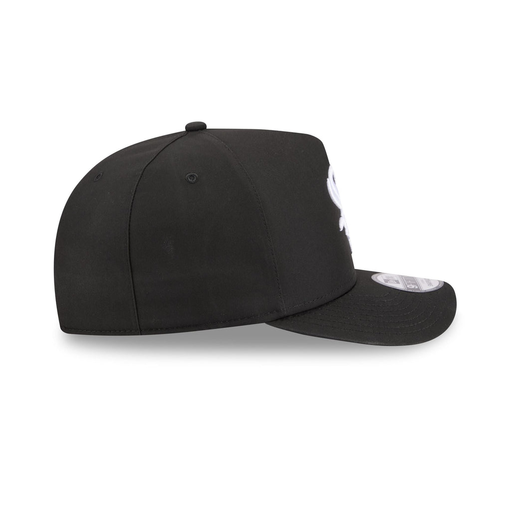 https://cdn.shopify.com/s/files/1/0601/2554/4675/files/60763681_9FIFTYAF_GORETEX950AFPC291_CHIWHI_BLK_RSIDE.jpg?v=1765291719