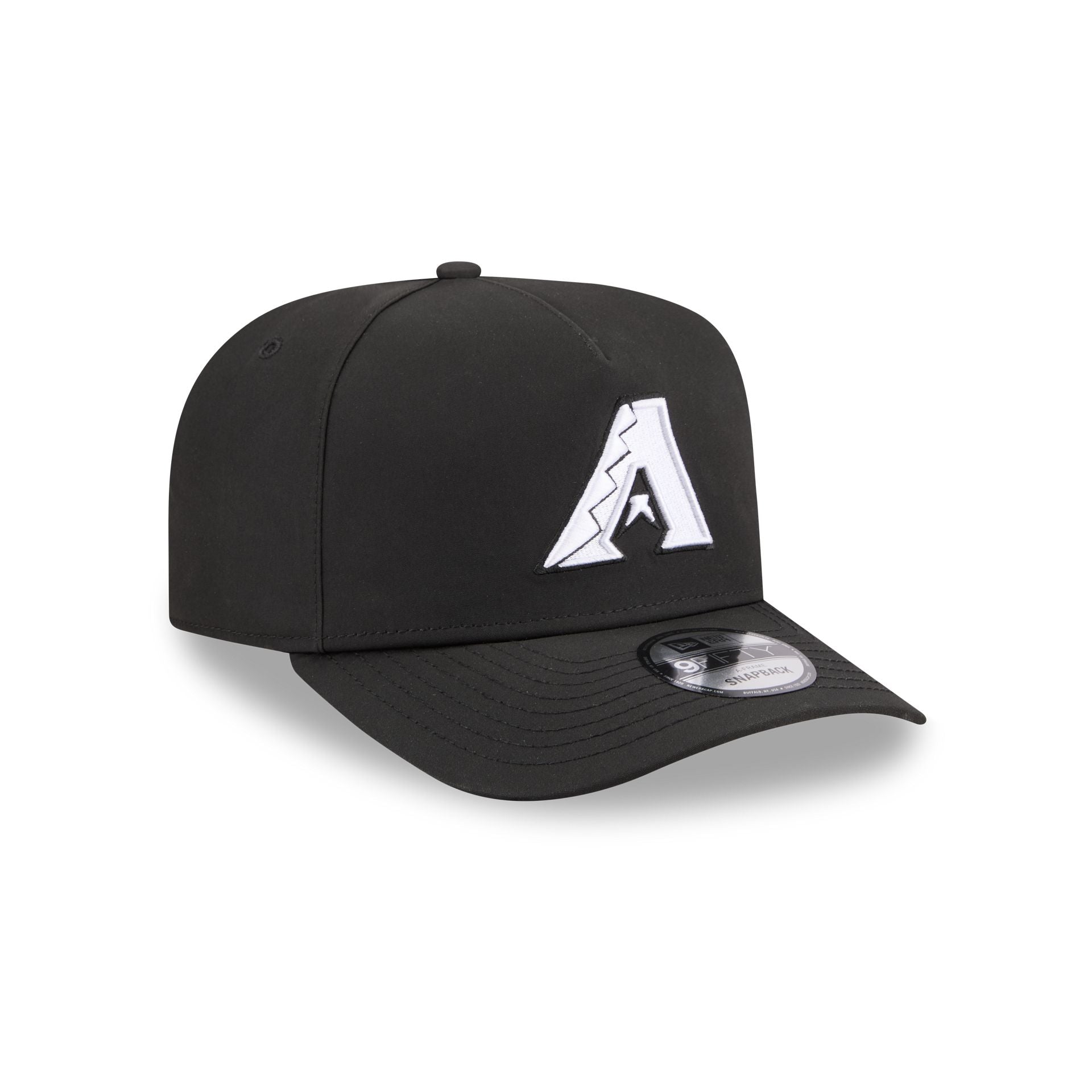 https://cdn.shopify.com/s/files/1/0601/2554/4675/files/60763697_9FIFTYAF_GORETEX950AFPC291_ARIDIA_BLK_3QR.jpg?v=1765291715