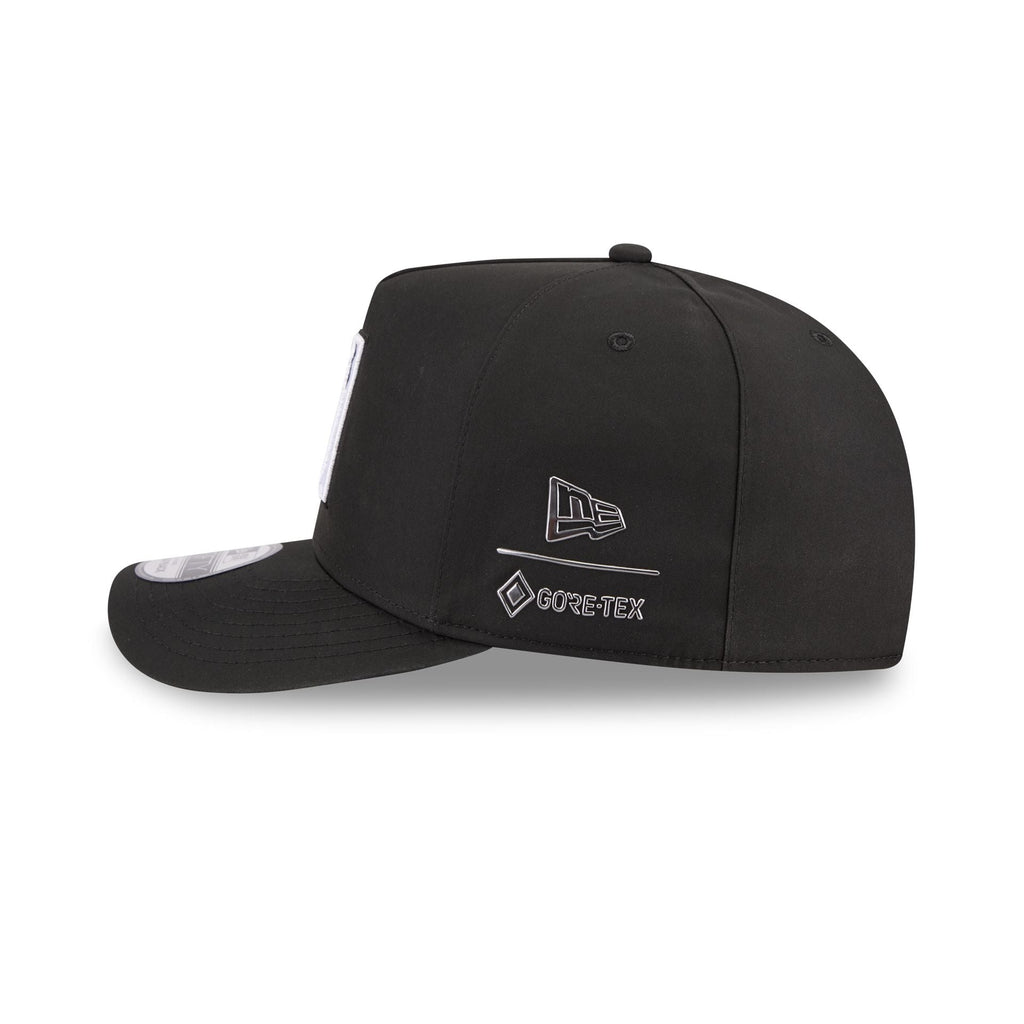 https://cdn.shopify.com/s/files/1/0601/2554/4675/files/60763697_9FIFTYAF_GORETEX950AFPC291_ARIDIA_BLK_LSIDE.jpg?v=1765291715