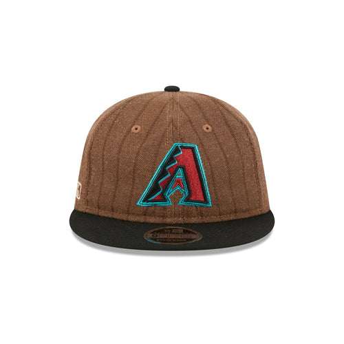 https://cdn.shopify.com/s/files/1/0601/2554/4675/files/60763743_RC9FIFTY_WOOLPINSTRIPE950RC_ARIDIA_OTC_F.jpg?v=1756992751