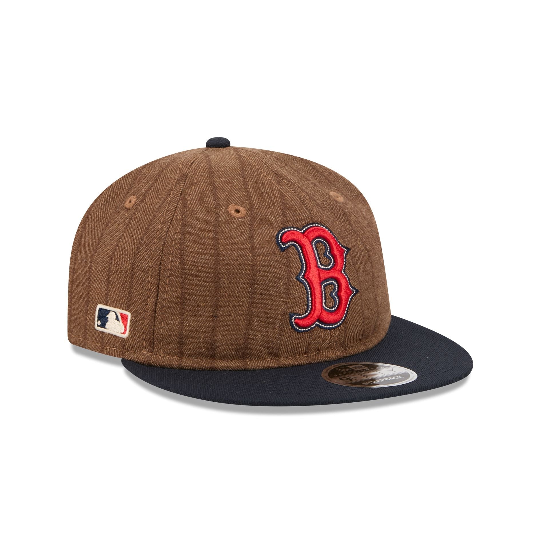 https://cdn.shopify.com/s/files/1/0601/2554/4675/files/60763746_RC9FIFTY_WOOLPINSTRIPE950RC_BOSRED_OTC_3QR.jpg?v=1756992812