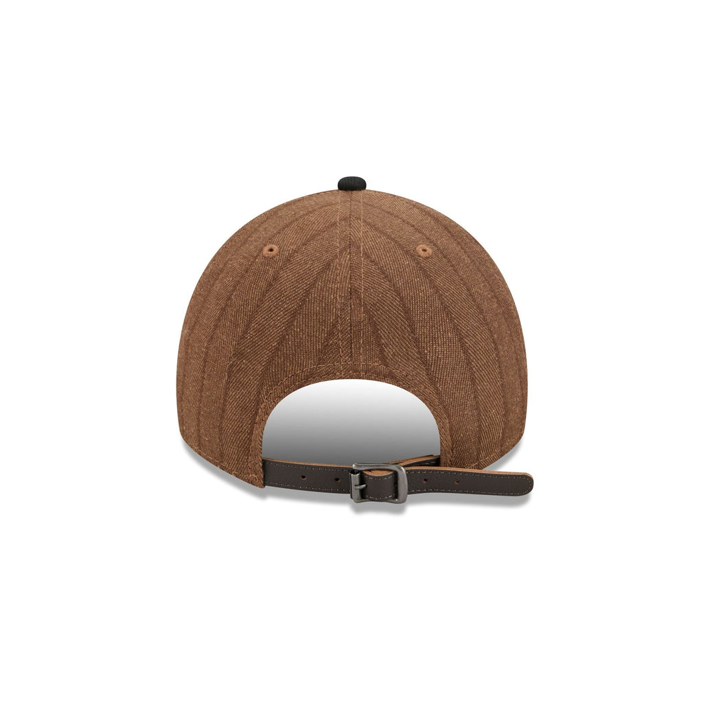 https://cdn.shopify.com/s/files/1/0601/2554/4675/files/60763753_9TWENTYAF_WOOLPINSTRIPE9TWENTYAF_ATLBRA_OTC_R.jpg?v=1756990440