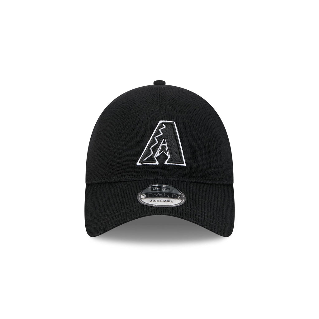 https://cdn.shopify.com/s/files/1/0601/2554/4675/files/60763849_9TWENTY_MERINOWOOL9TWENTY2857_ARIDIA_BLK_F.jpg?v=1756993844