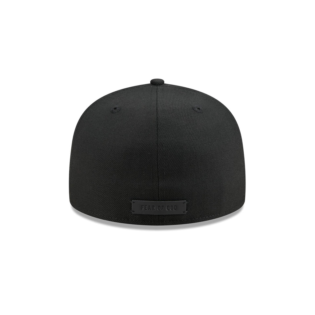 https://cdn.shopify.com/s/files/1/0601/2554/4675/files/60766506_59FIFTY_FOG595028863_CHIWHI_BLK_R.jpg?v=1750967227
