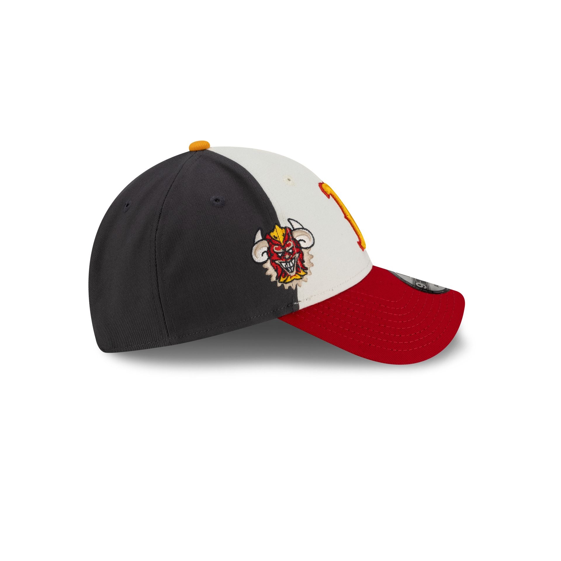 https://cdn.shopify.com/s/files/1/0601/2554/4675/files/60768802_9FORTY_CITY_ELEMENTS_25_BOSRED_CHW_RSIDE.jpg?v=1760624240