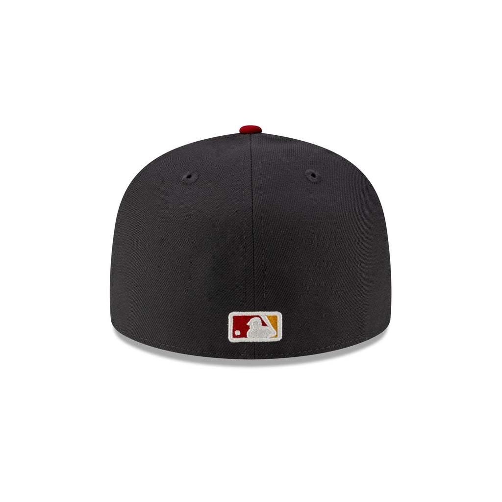 https://cdn.shopify.com/s/files/1/0601/2554/4675/files/60770190_59FIFTY_CITY_ELEMENTS_25_BOSRED_CHW_R.jpg?v=1760624240