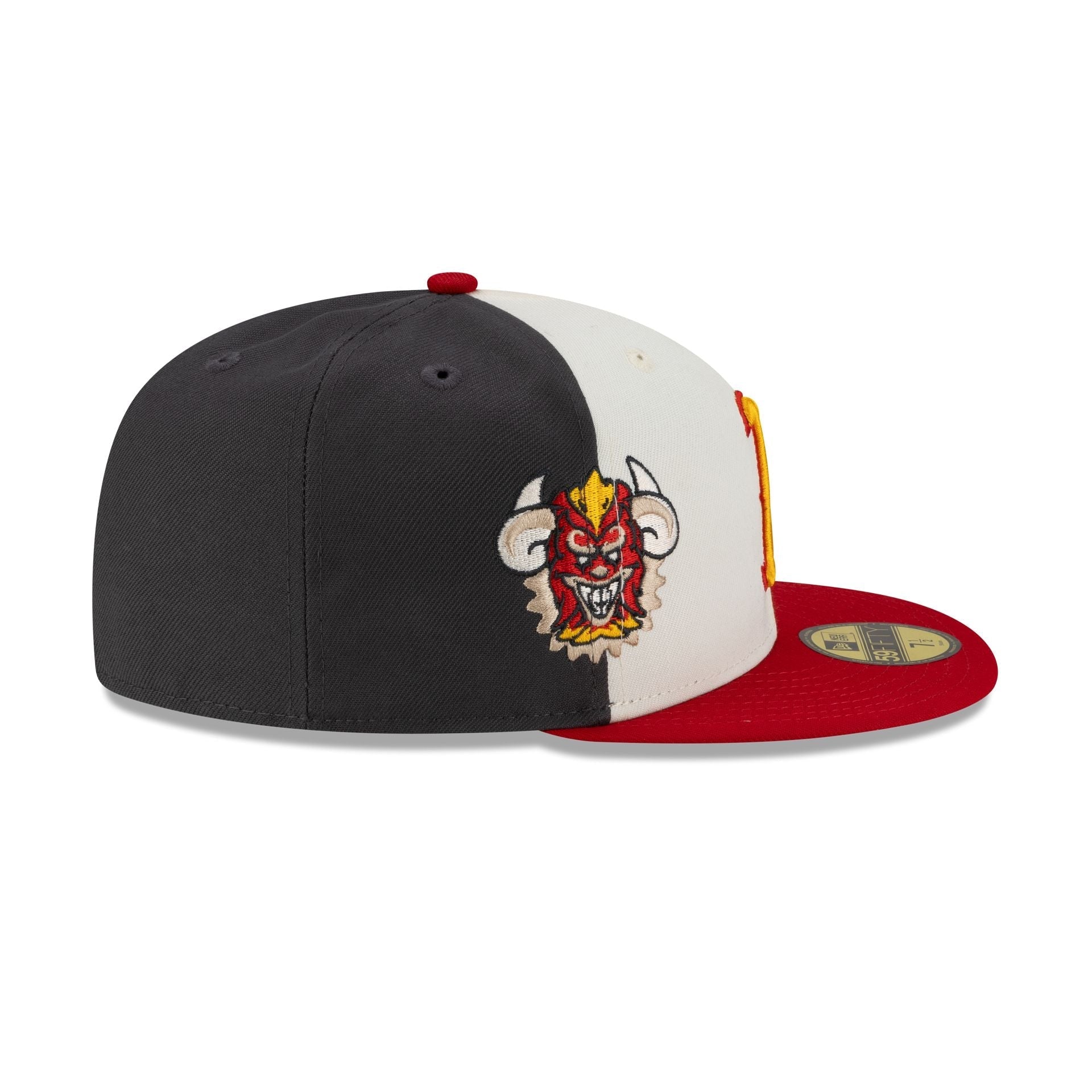 https://cdn.shopify.com/s/files/1/0601/2554/4675/files/60770190_59FIFTY_CITY_ELEMENTS_25_BOSRED_CHW_RSIDE.jpg?v=1760708146