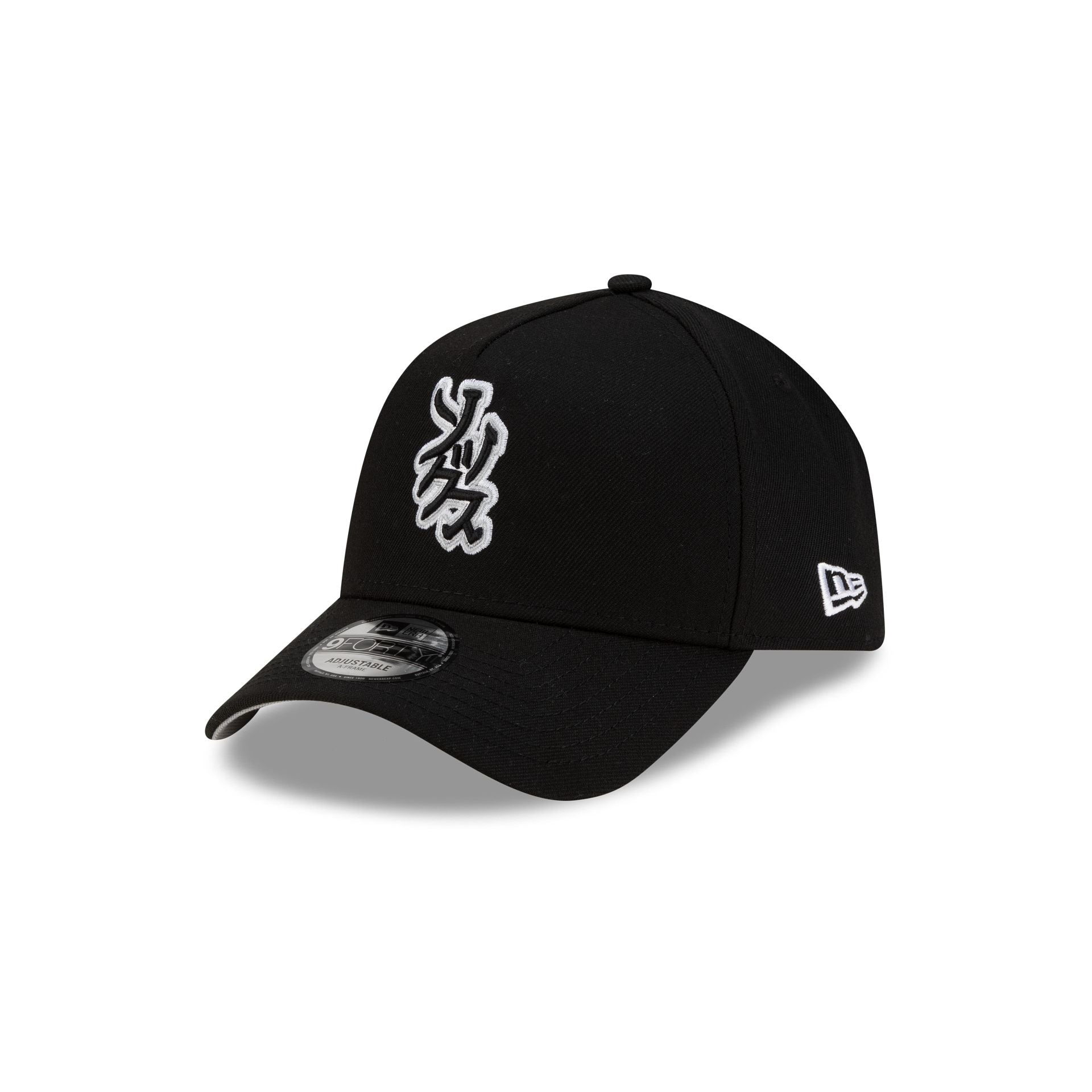 https://cdn.shopify.com/s/files/1/0601/2554/4675/files/60772259_9FORTYAF_HYPERFLY940AF27816_CHIWHI_OTC_3QL.jpg?v=1759178283